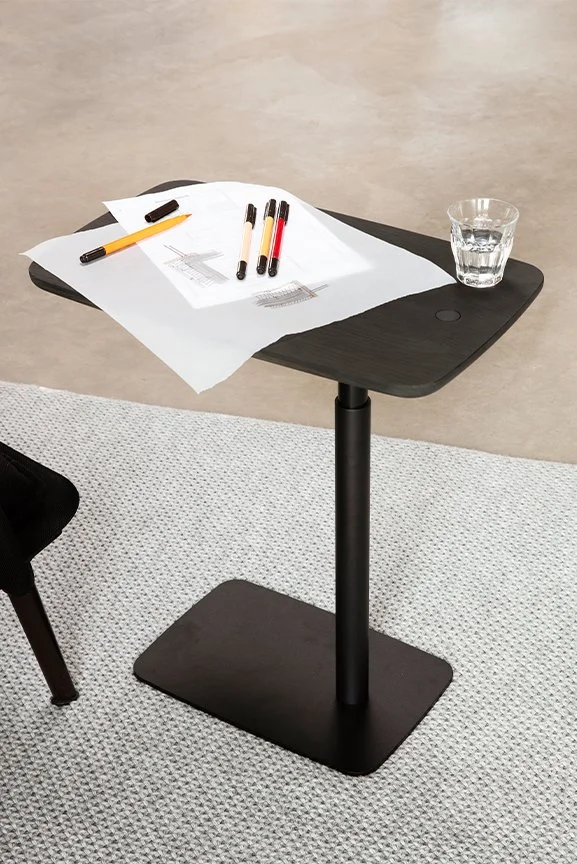 Arco Utenstil Tisch höhenverstellbar Gestell schwarz.jpg