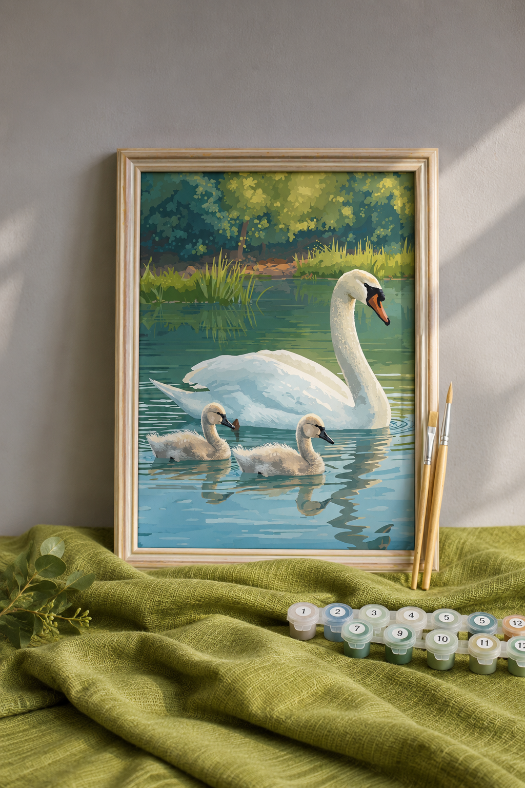 swan mom.png