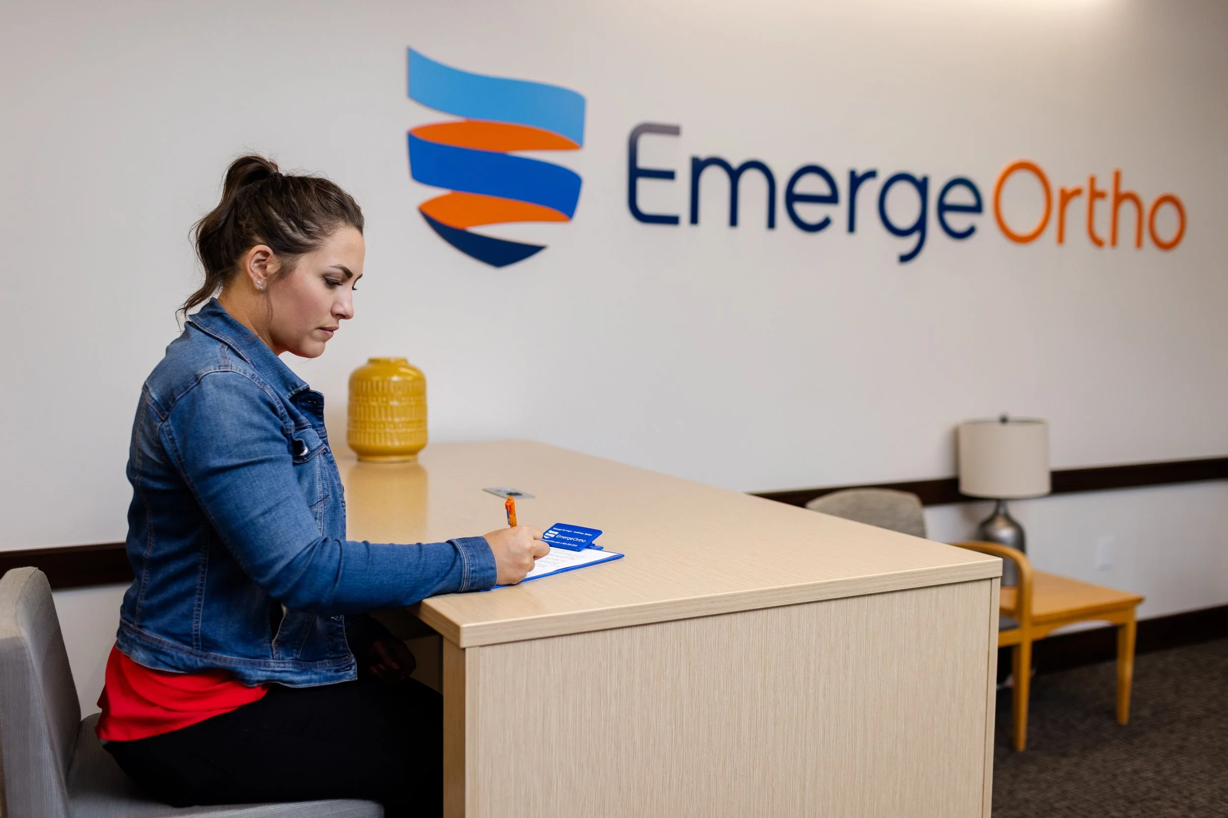studio428-commercial-brand-emergortho-7214.jpg