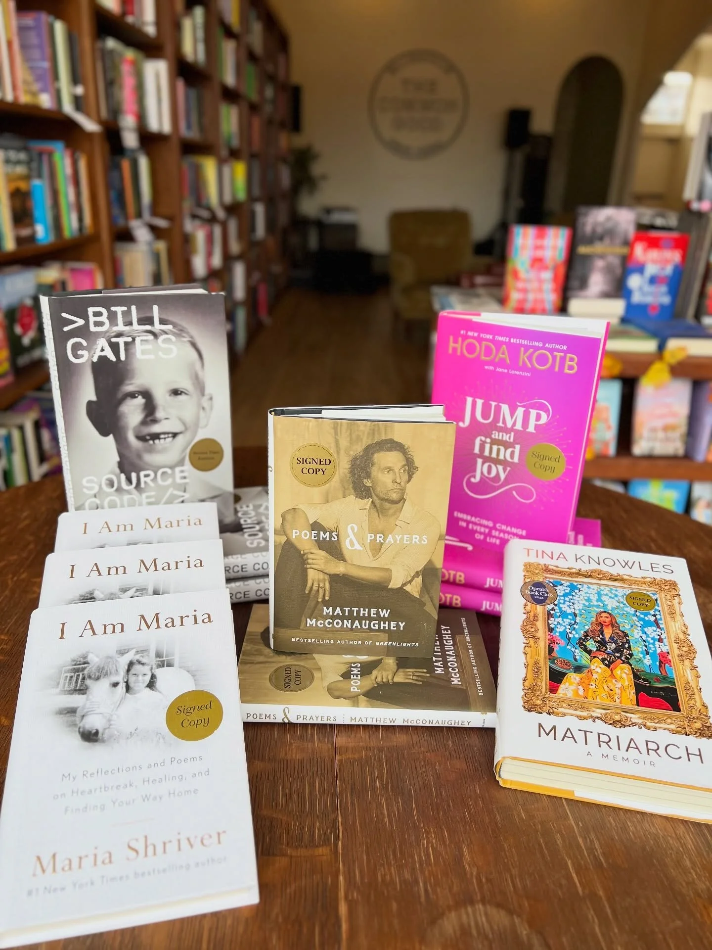 Thinking ahead for the holidays? 🎁 Wow them with a signed copy (or keep one for yourself, we won&rsquo;t tell).😊 Limited stock, available while they last.⚡️📚

#SignedEdition #BookstoreFinds #HolidayGifting #ShopIndie #BookLovers #UpstateNY #TheCom