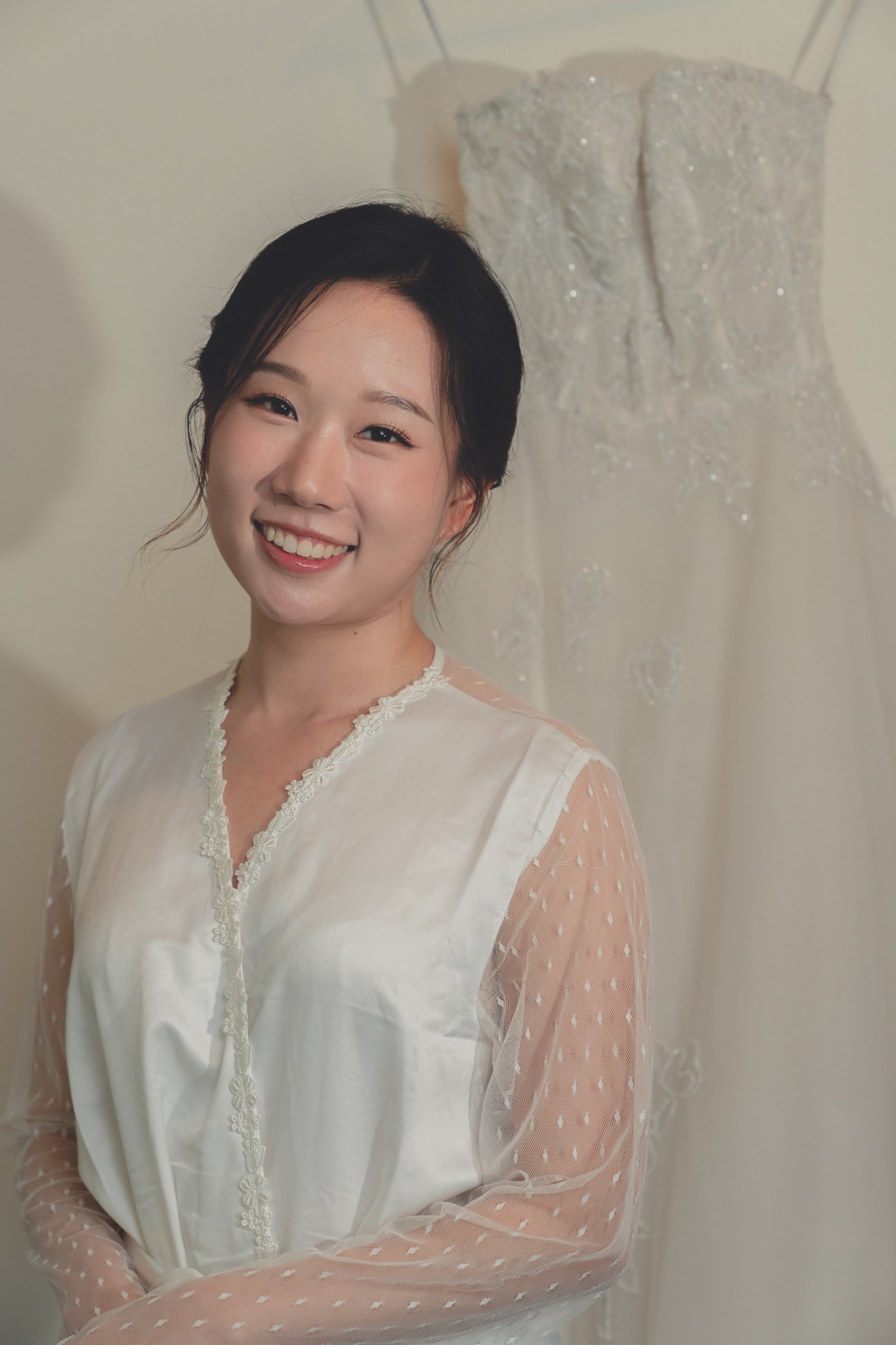 Bridal beauty portrait captured during wedding preparations in Sonoma.