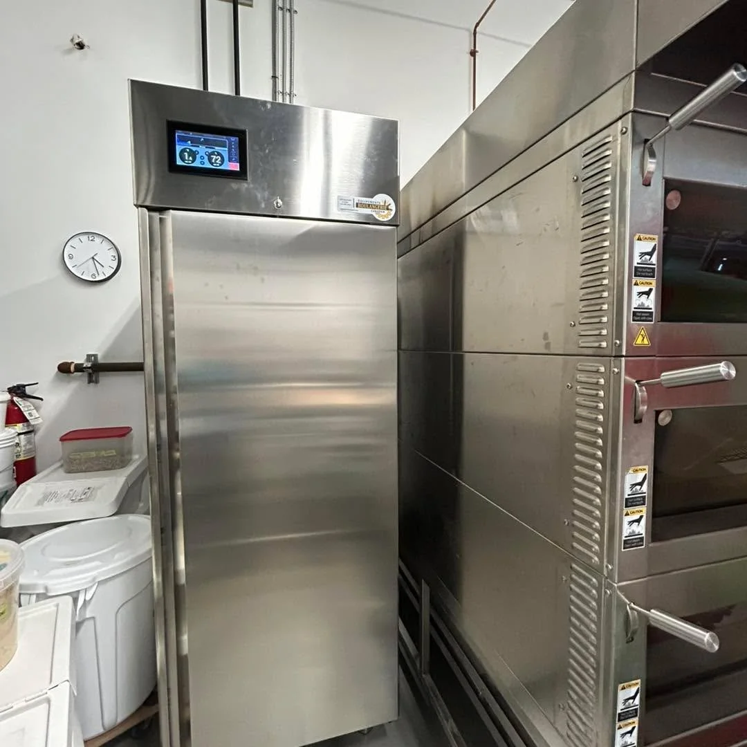 🍞✨ Une petite nouveaut&eacute; &agrave; la boulangerie !

Depuis nos d&eacute;buts, nous cherchons toujours &agrave; am&eacute;liorer la qualit&eacute; et la saveur de nos produits. 
Aujourd&rsquo;hui, nous sommes ravies d&rsquo;accueillir notre nou