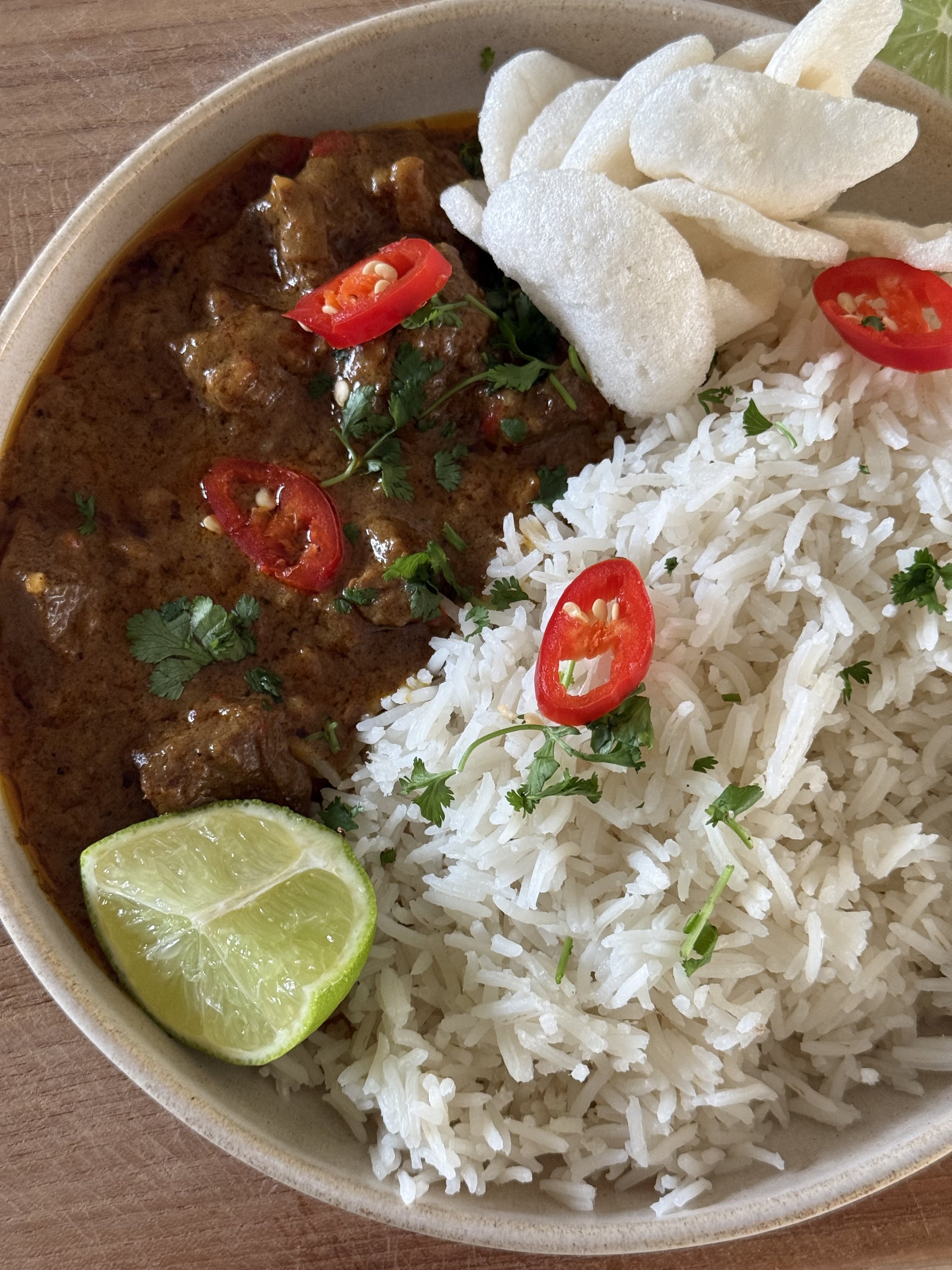 Zomerse makkelijke rendang met pandanrijst