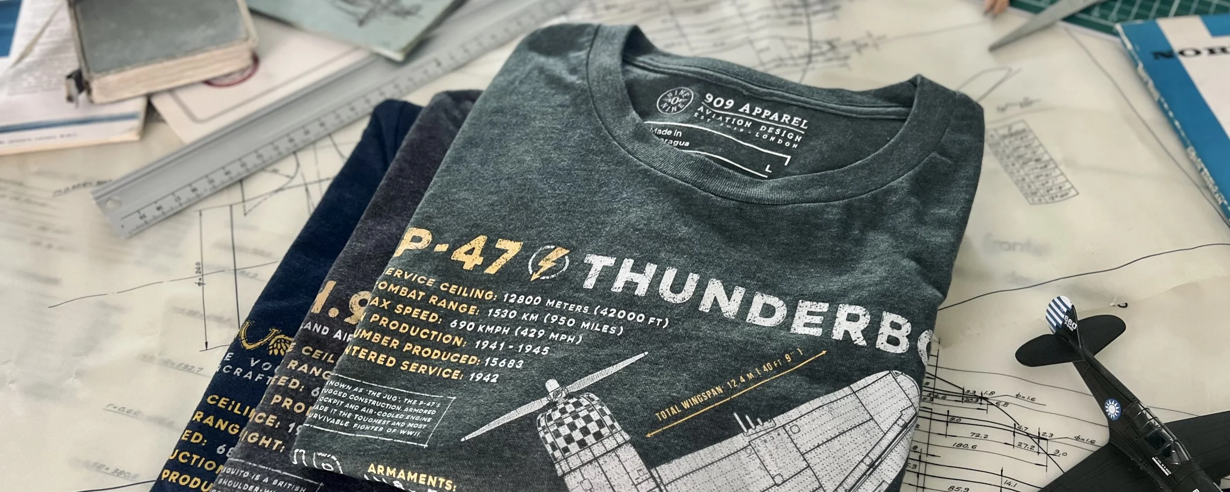P-47 Thunderbolt Aircraft Blueprint T-Shirt