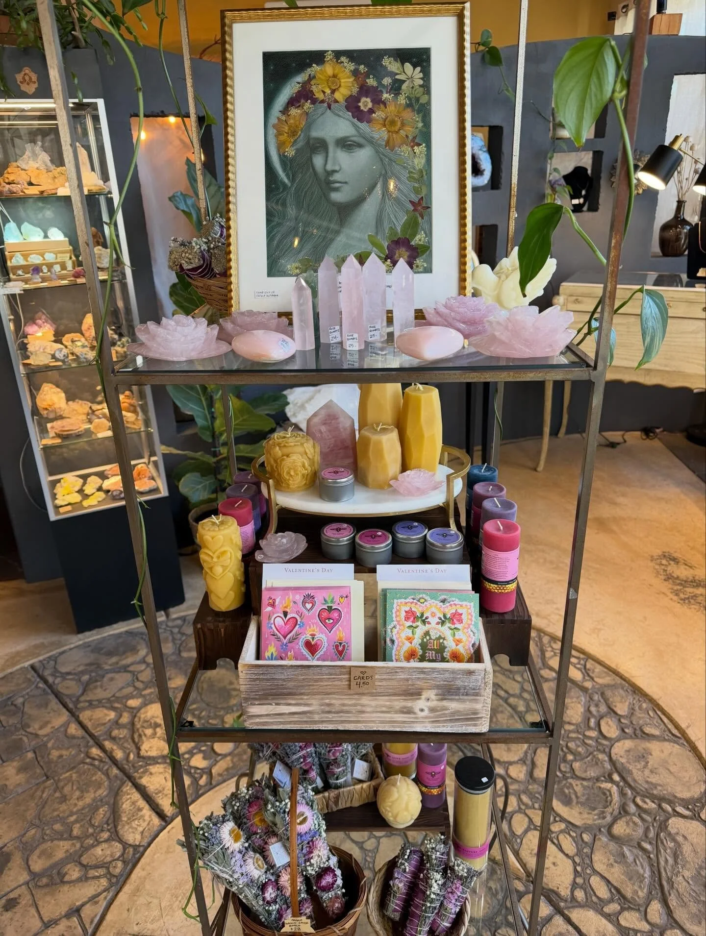 ✨❤️&zwj;🔥💗 Heart on Fire SALE 💗❤️&zwj;🔥 ✨
-20 % OFF all Heart Shaped Crystals-
Friday 3/13 &amp; Saturday 3/14 at FLUX
celebrate LOVE! 🥰