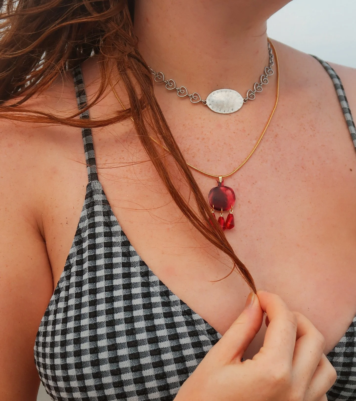 Mixed metal moment ❣️

Working on photographing new fall &amp; winter jewelry &amp; prints this week - can&rsquo;t wait to share! 

_________
📸: @lucygilbertcamera 

#jewelry #handmadejewelry #earrings #earring #earringmaking #photocharm #Clay #craw