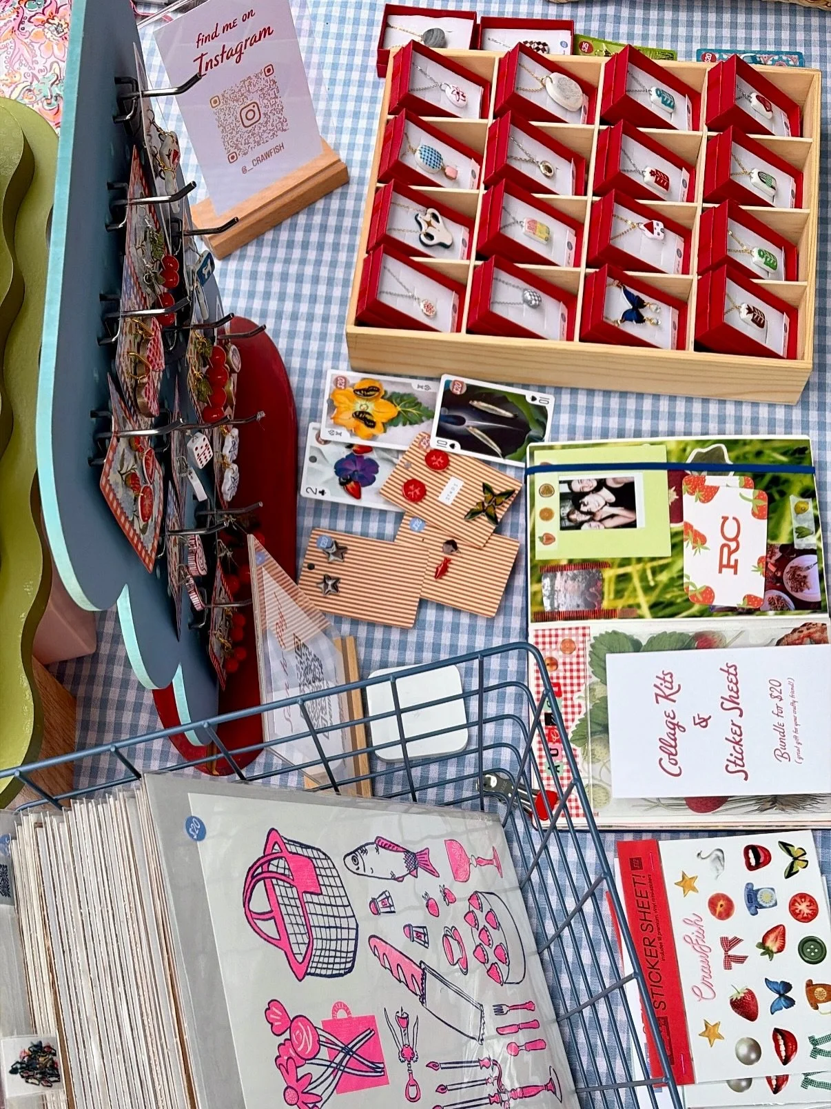 Lovely @swapmeetrva market with @theseolrags this weekend! 

And dropping new work by @shop.two.three today for their shop two flea spring market coming up 5/2-5/10!
