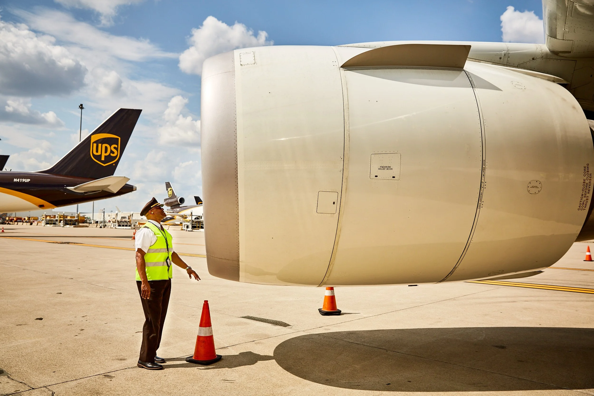 Scott_Areman_Corporate_Communications_Lifestyle_Headshot_Photographer_Atlanta_ UPS_AirLines_11.jpg
