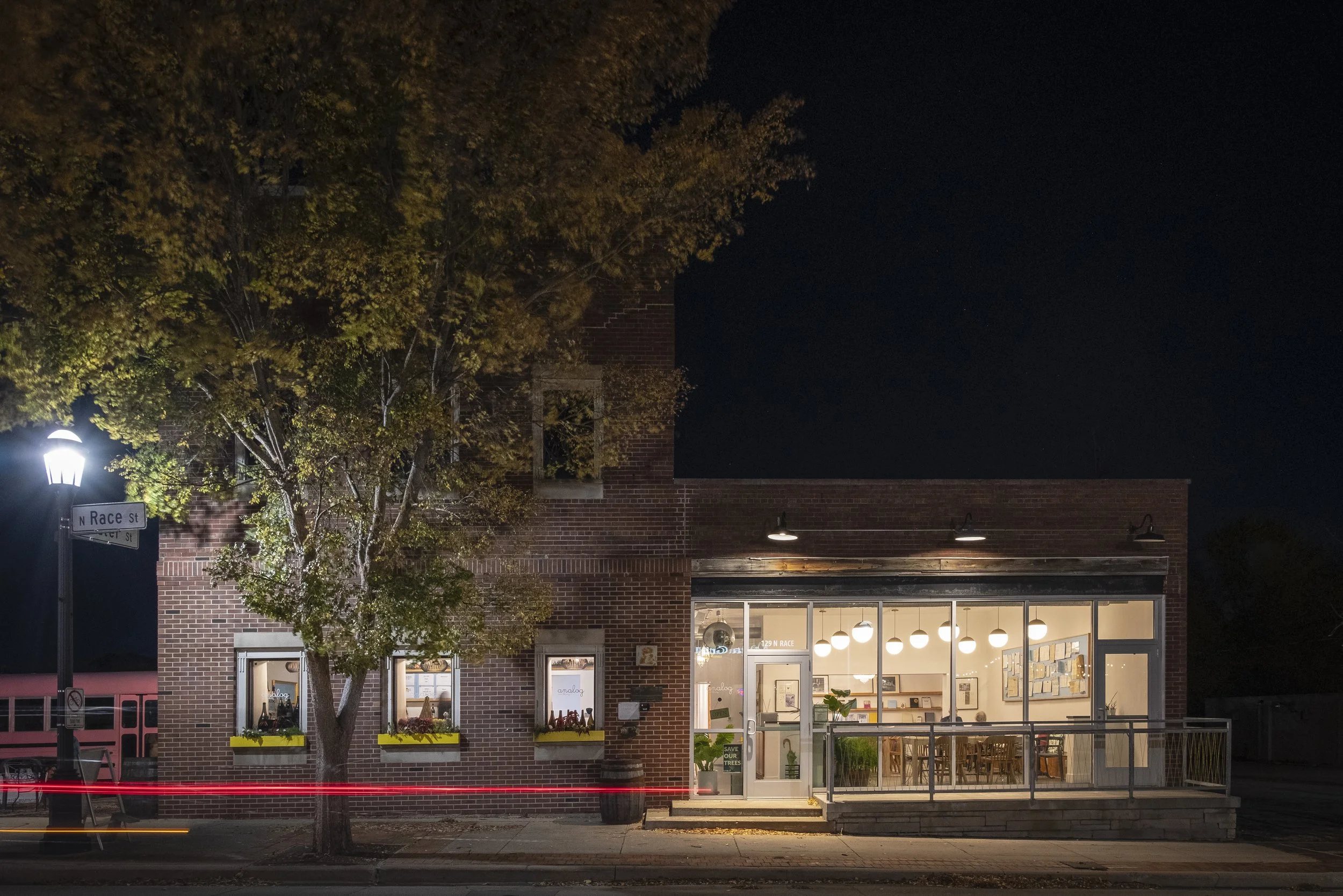 10.31.24_CU_Meet with Tim set up Fields of Vision Show at Analog-18.jpg