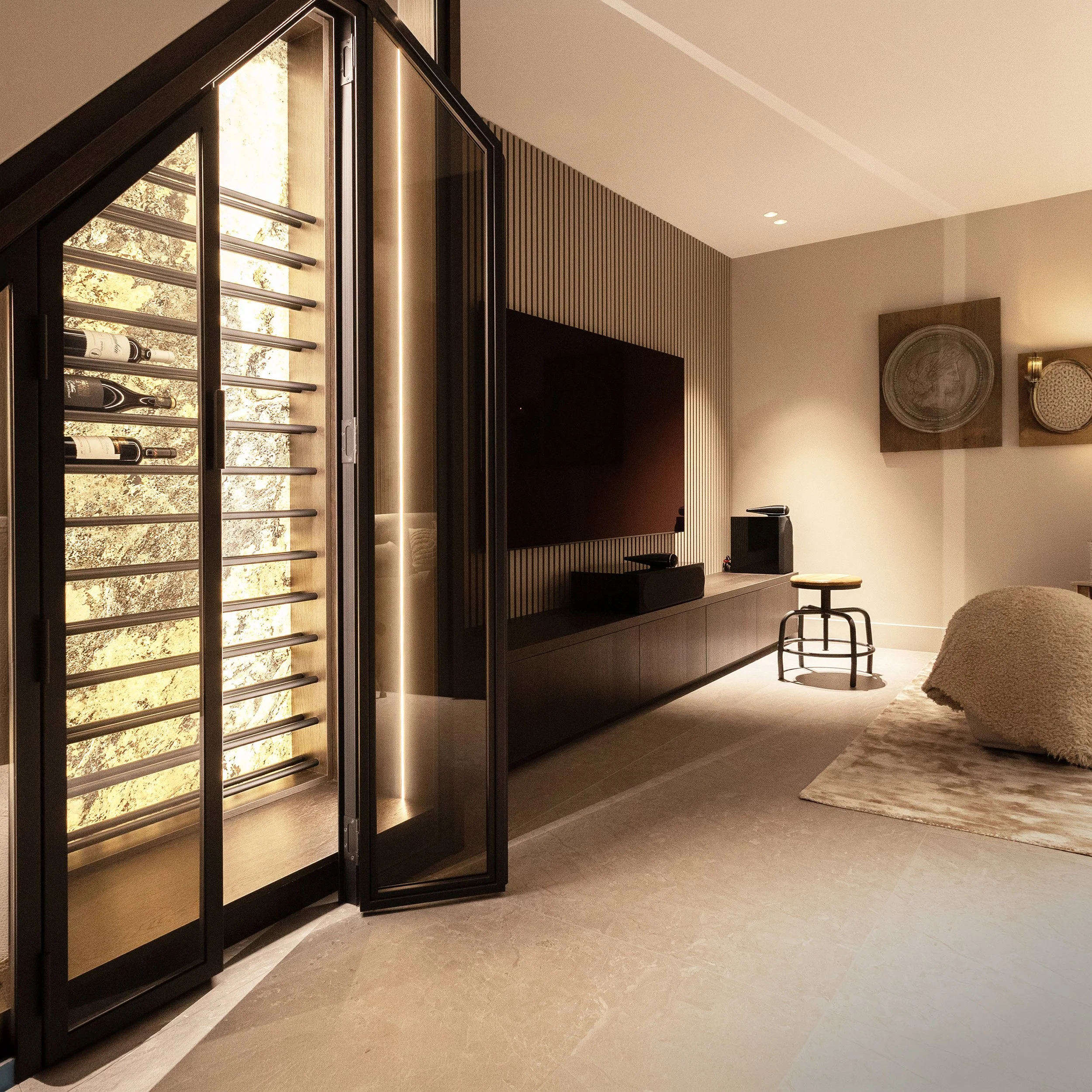 BHinterieur KASTEN VITRINE (29).jpg