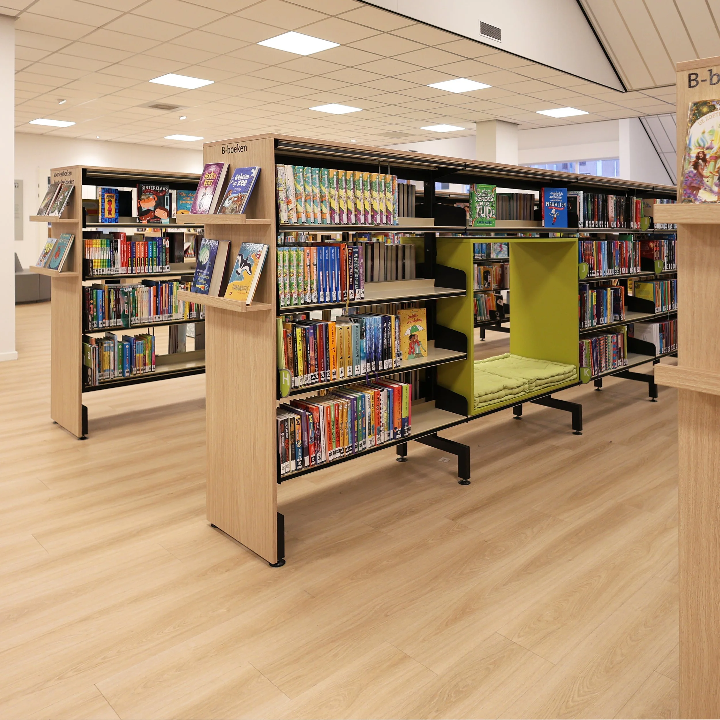 BHinterieur BIBLIOTHEEK (14).JPG