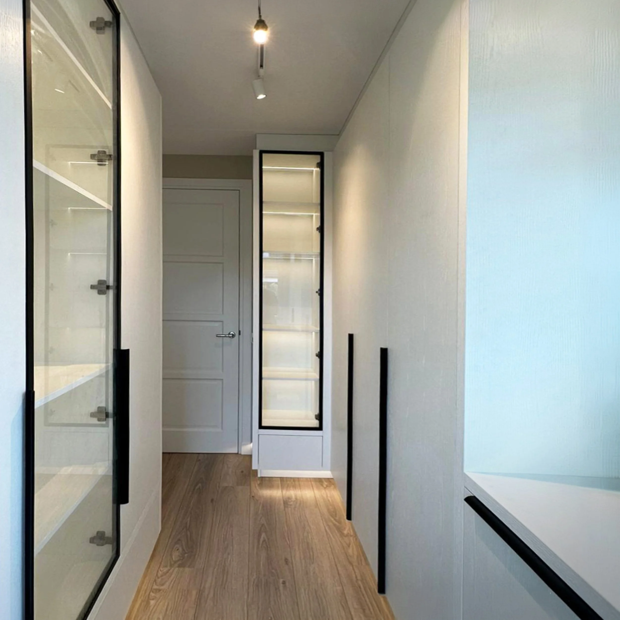 BHinterieur KASTEN VITRINE (30).jpg