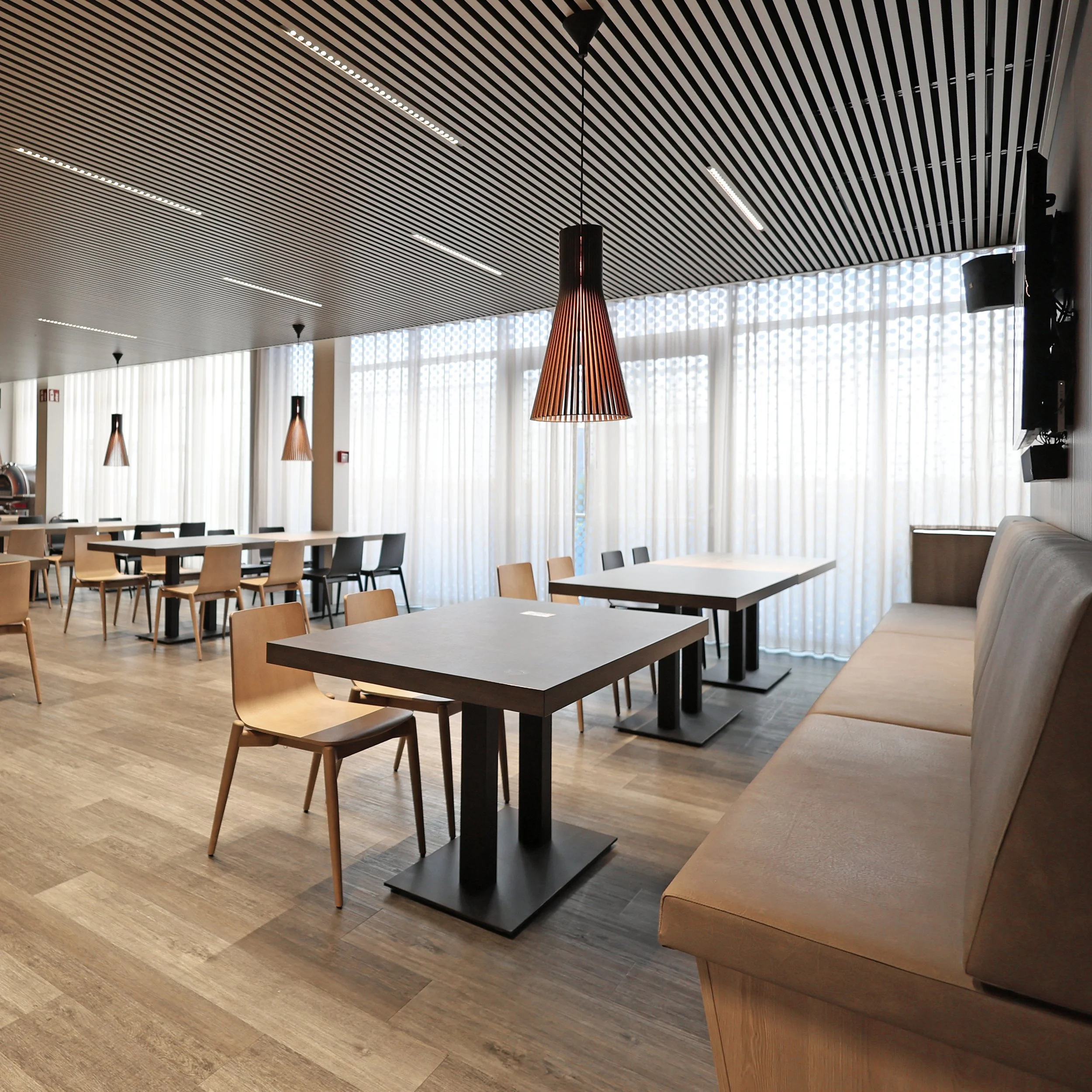 BHinterieur KANTINE (1).JPG