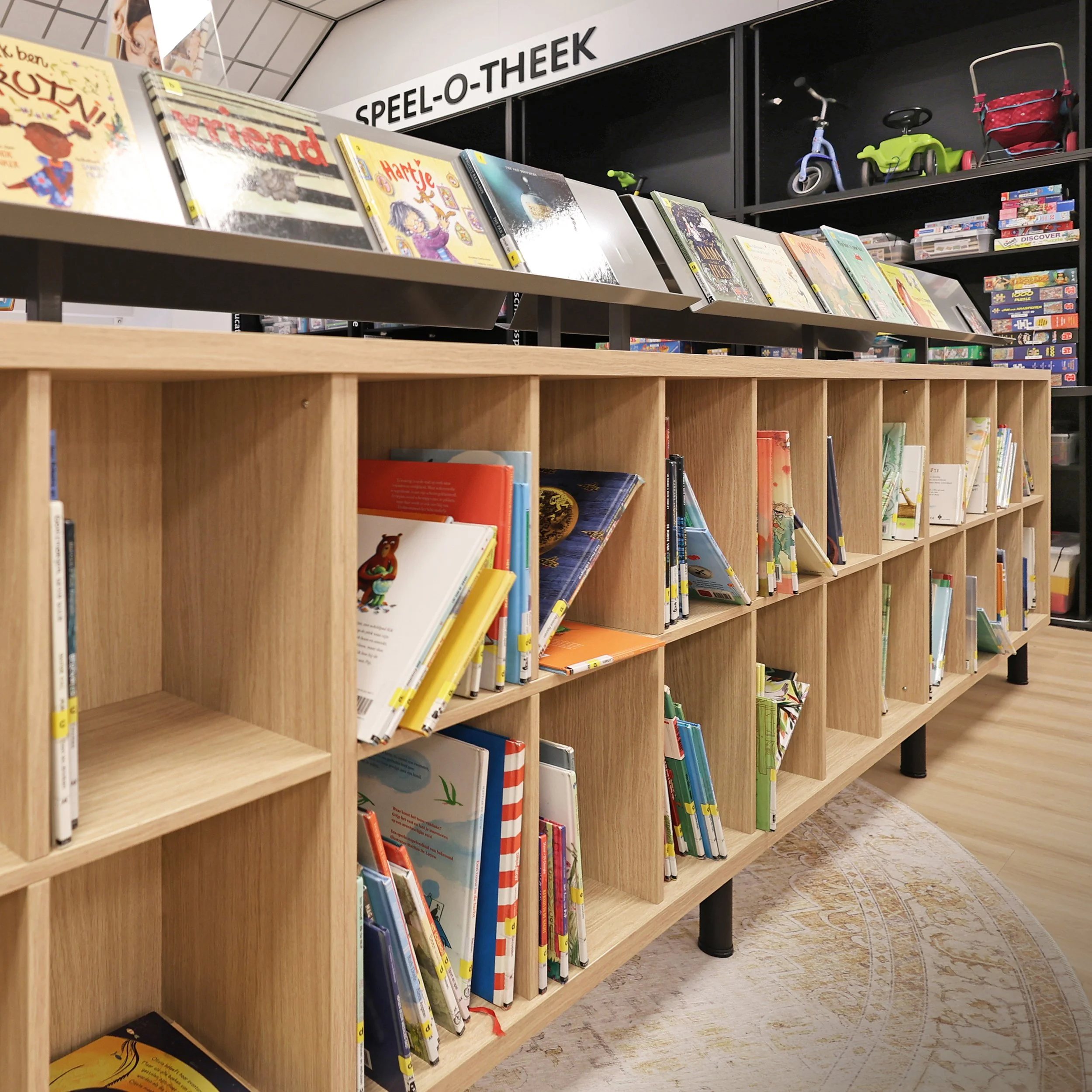 BHinterieur PRESENTATIEMEUBELS (16).jpg