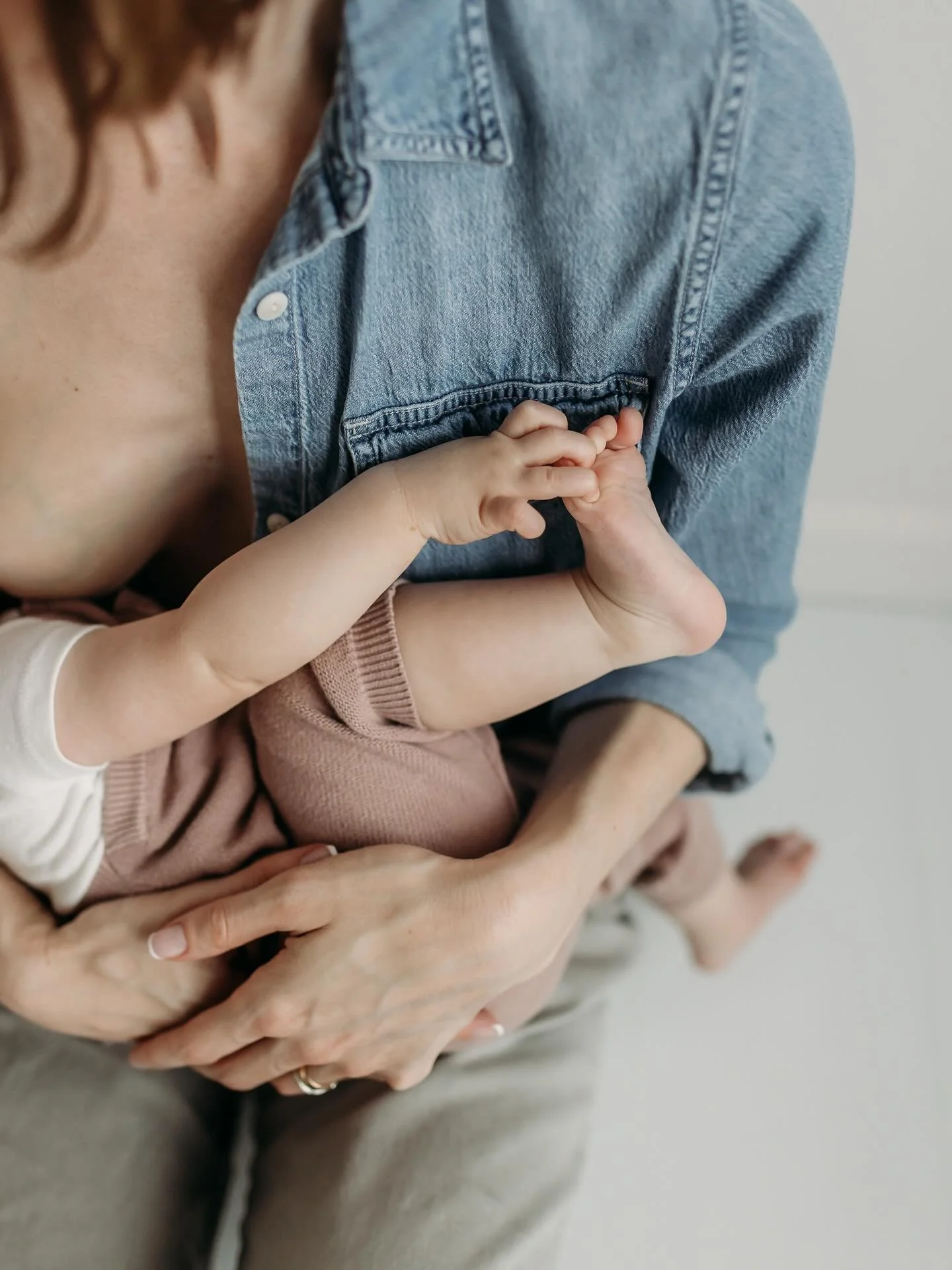If your question is &ldquo;can we take some pictures while I&rsquo;m breastfeeding?&rdquo;&hellip; it&rsquo;s going to be a yes for me!