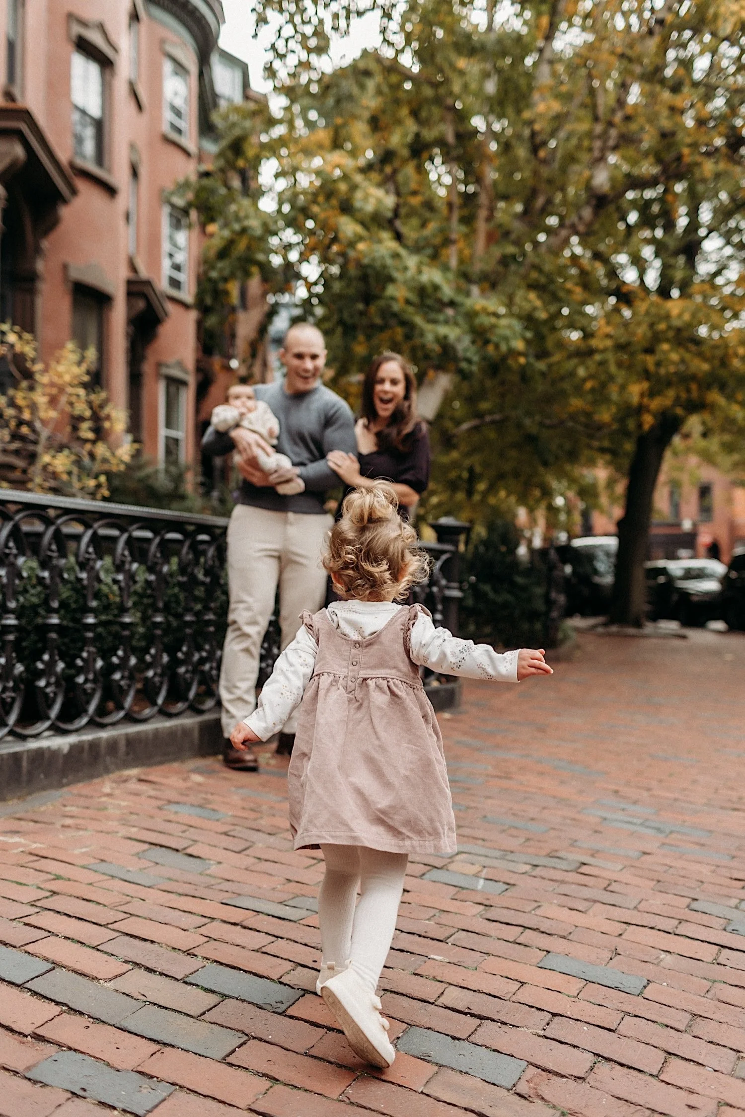 12_Boston South End Fall Family Session.jpg