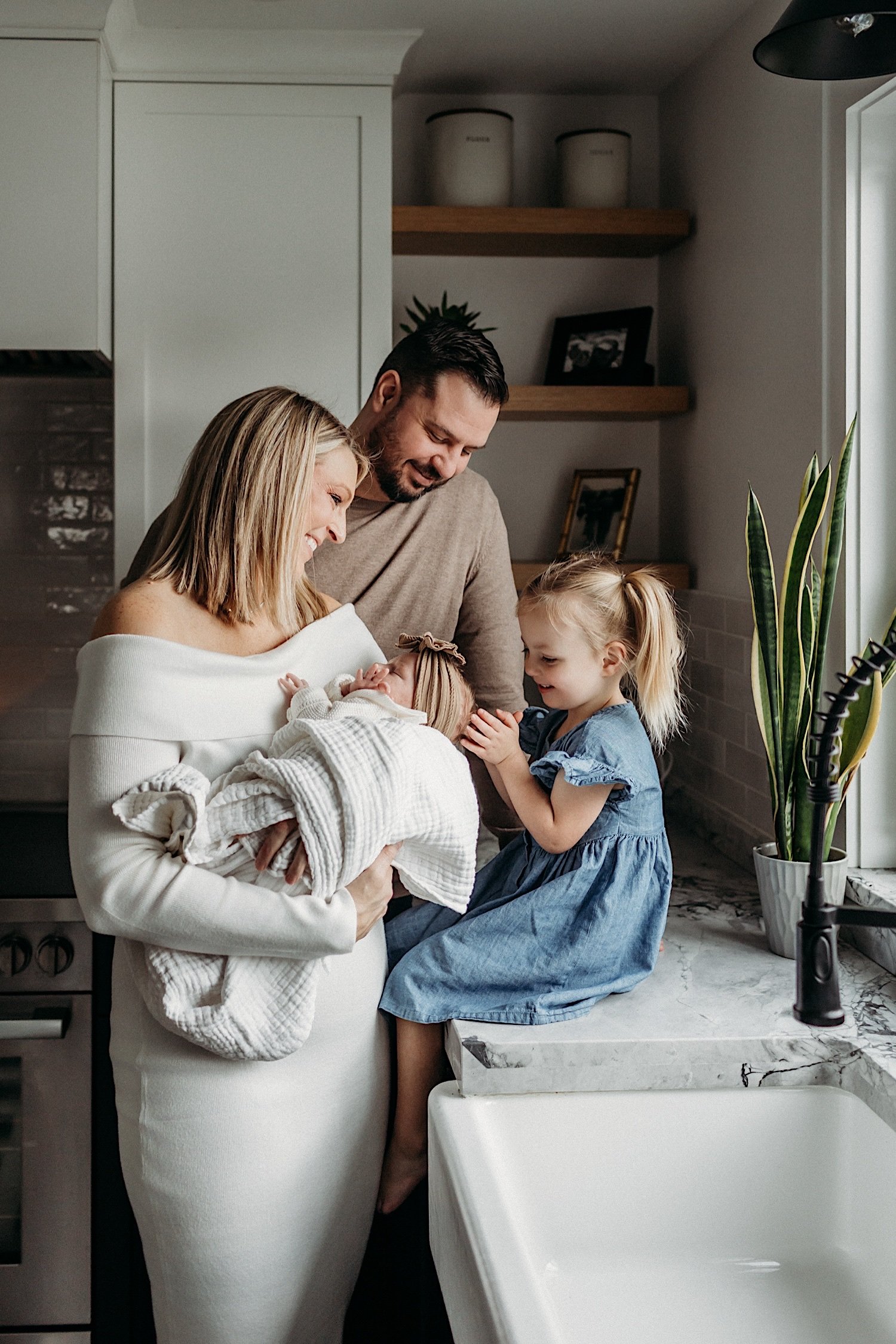 08_Boston In Home Newborn Session.jpg