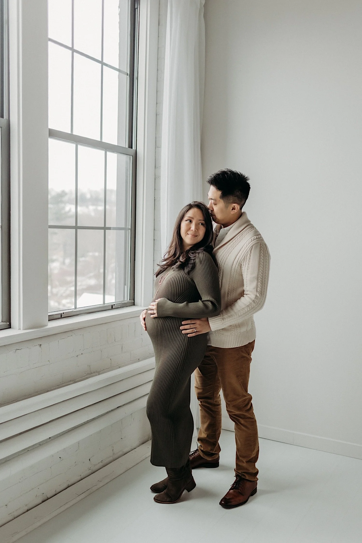 05_Boston Winter Studio Maternity Session.jpg