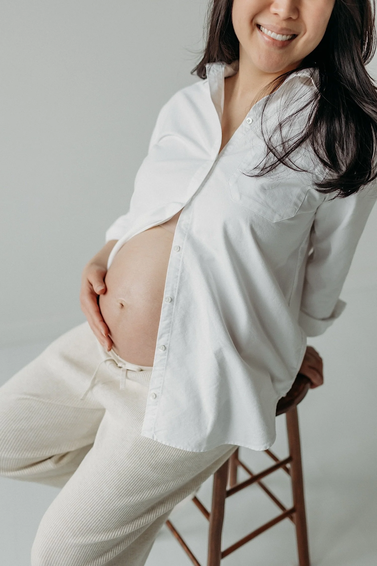 15_Boston Winter Studio Maternity Session.jpg
