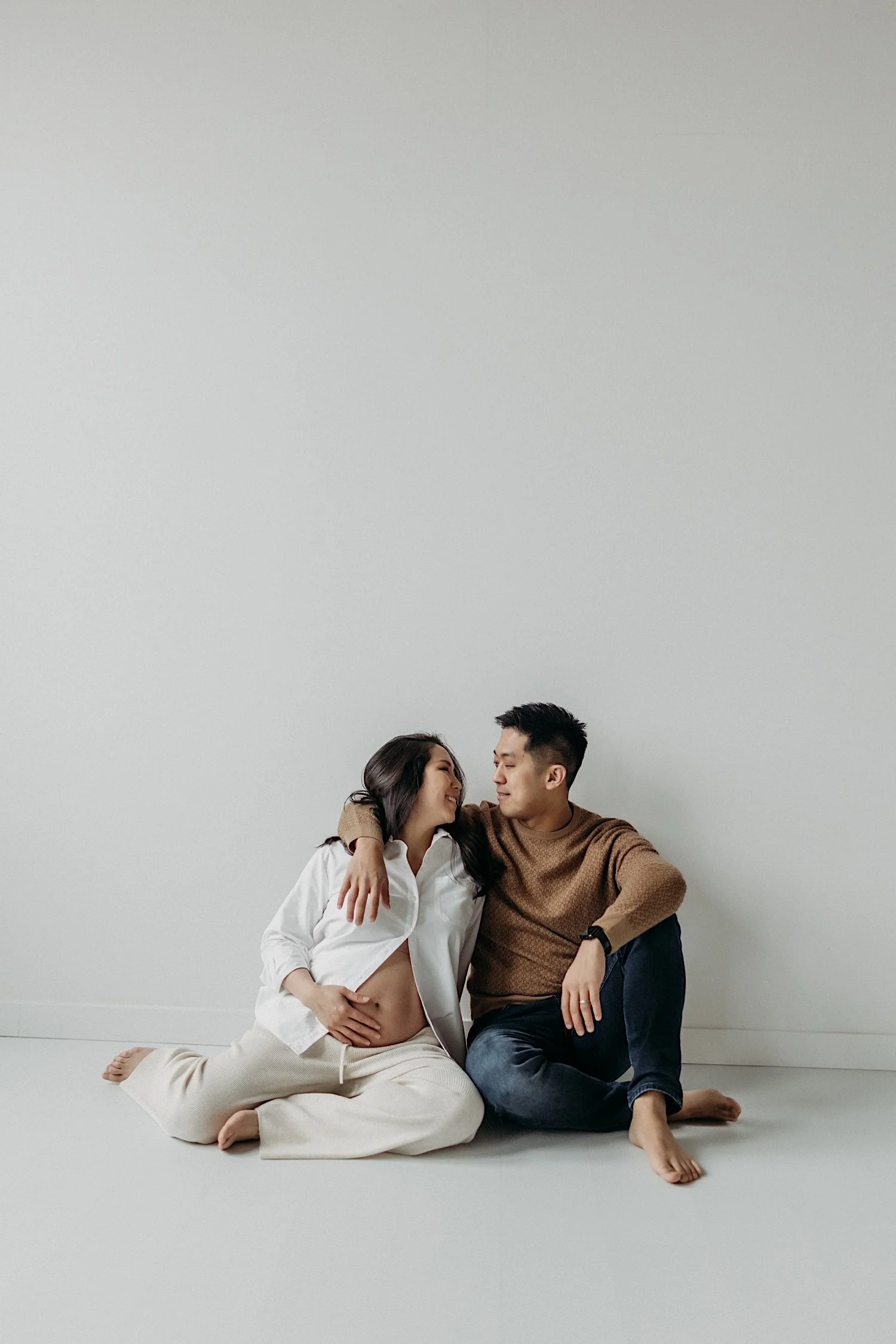 19_Boston Winter Studio Maternity Session.jpg