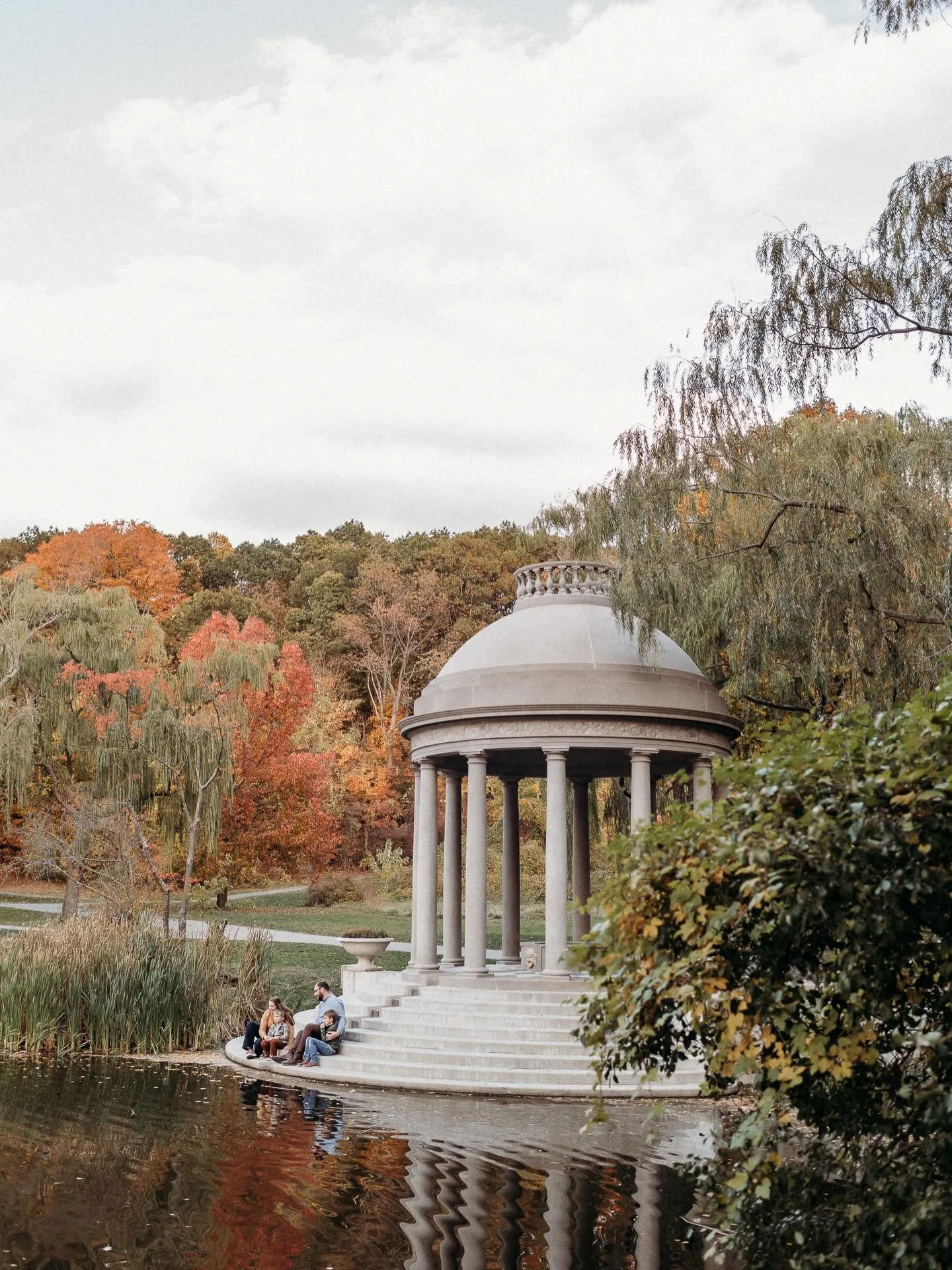 Every year spring creeps up on me like I haven&rsquo;t been counting the days until snow melts and I can put away all our winter jackets. I am SO freaking excited to see some blooms and leaves and warm sun on my skin and maybe even better, start shoo