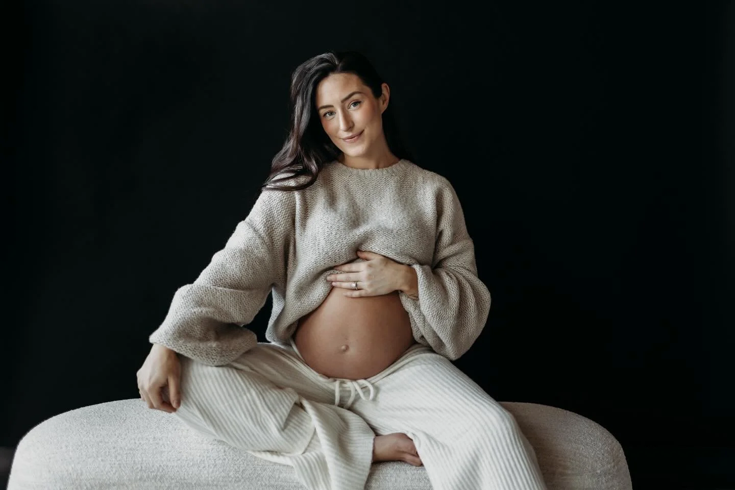 Some moody maternity images for this moody Monday!