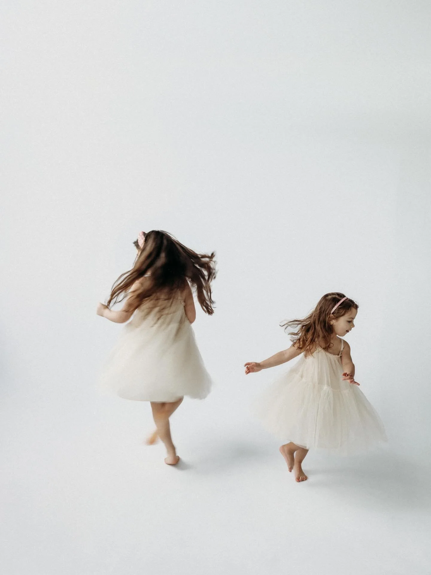 I *could* show you all the adorable, smiling images from my Personality Portrait minis (and I will!) but some of my favorite shots are the ones of them being absolutely wild - dancing, wrestling, skipping, twirling, jumping, rolling. I&rsquo;m here f