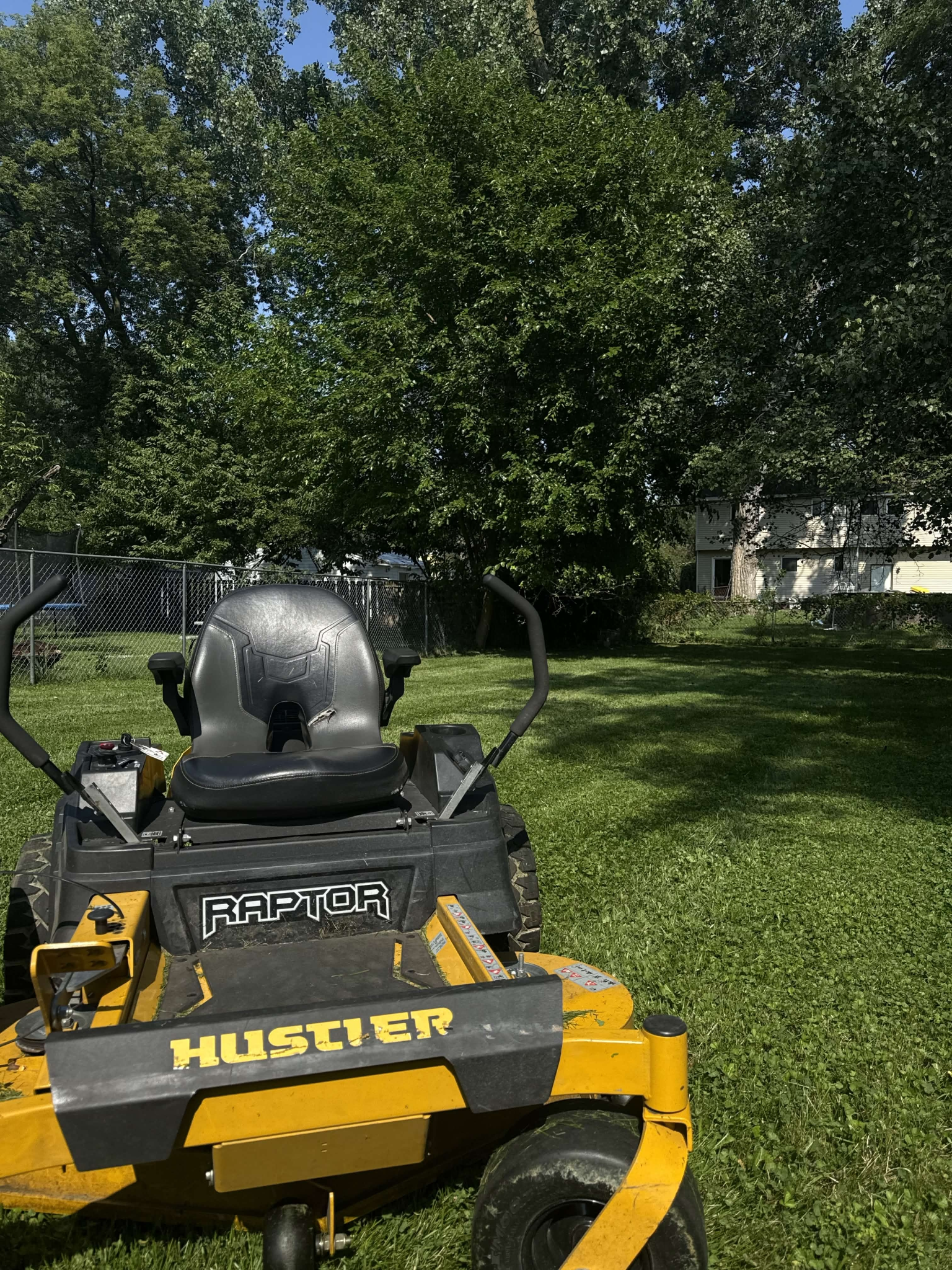 5 Signs Your Lawn Needs Professional Lawn Care