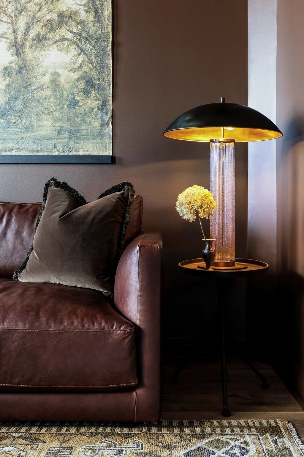 Naperville and chicago suburbs interior designer who helps with vintage decor and home decor help and custom furniture help and home updating and renovations