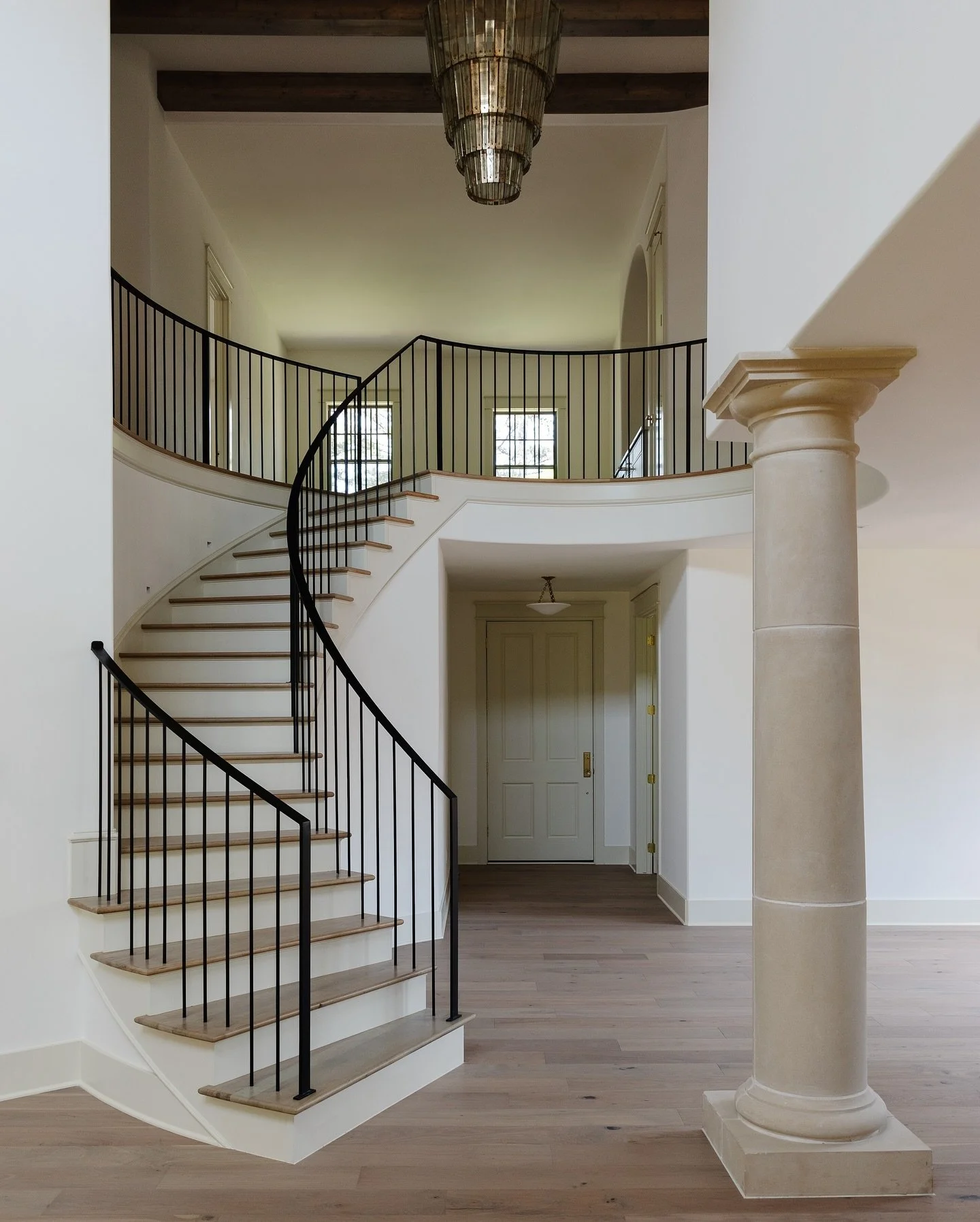 They say first impressions are everything and #ProjectGoldStandard does not disappoint &mdash; discover architectural excellence throughout this stunning available residence in Fort Smith 👏🏼

Listing link in our bio or contact Terri Smallwood at 47