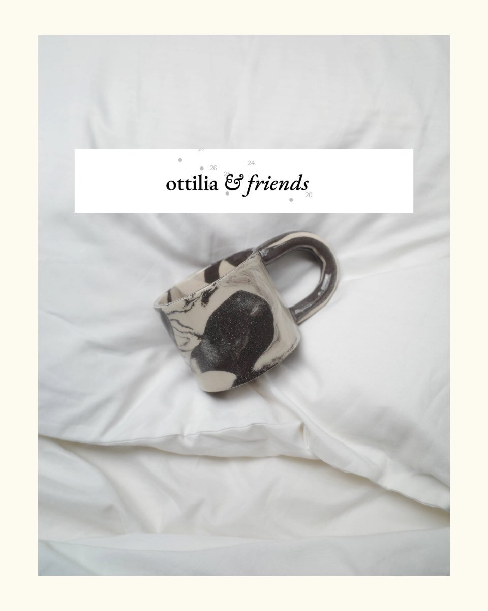 Part 2
From December 5th, more special brands are joining our pop-up: ceramics by Keramiknebel, leather bags by dast dast and glass beads bags by Maren Lilian.
And while you browse, enjoy a glass of wine by Katharina Gessl or coffee from Mehrwert Kaf