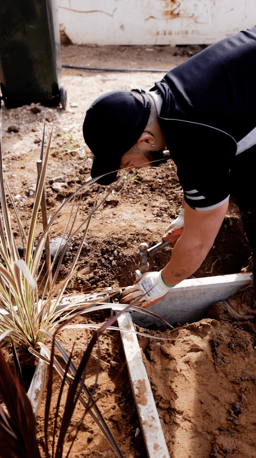 Lnadscaper-Working-in-Adelaide.png