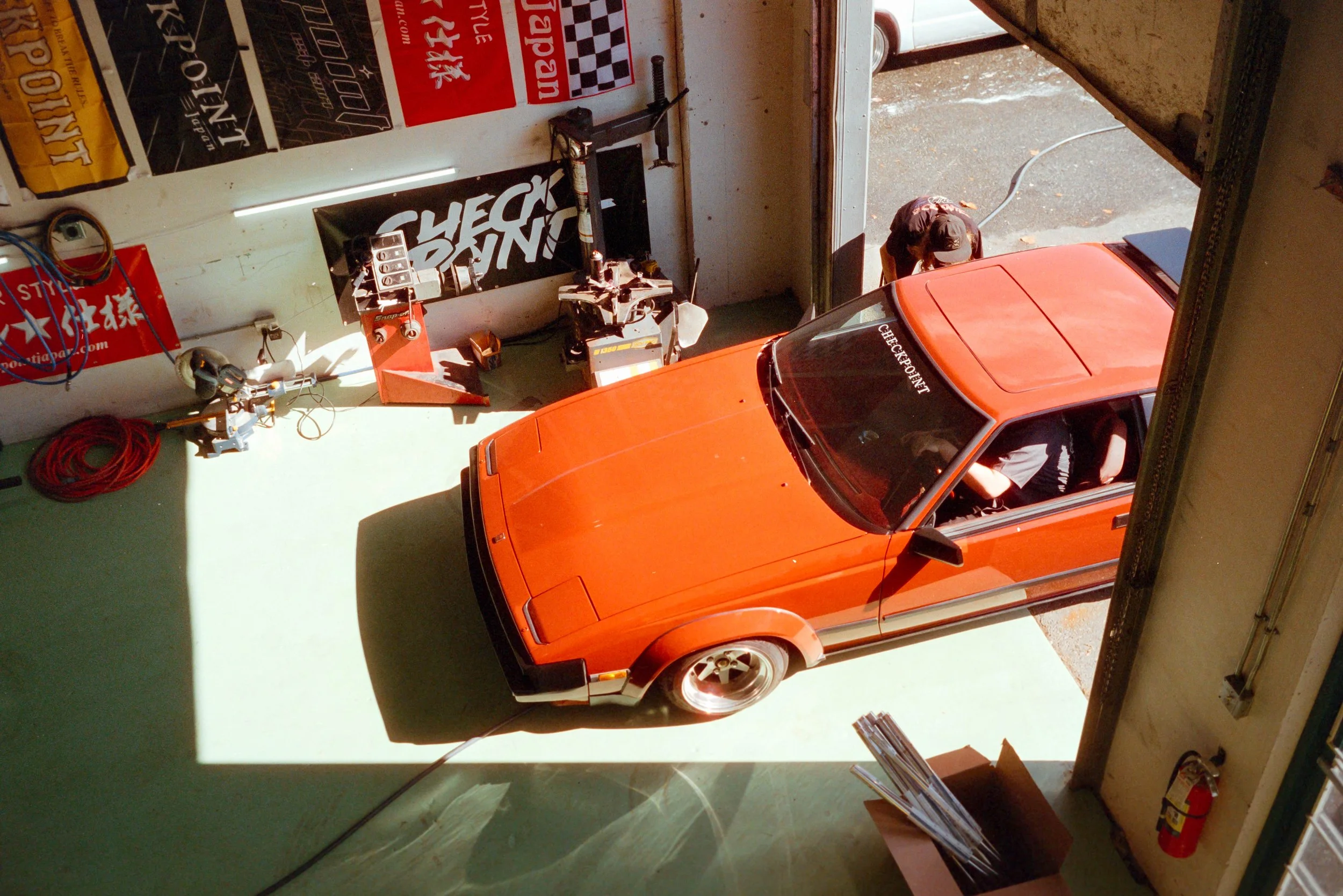 Cinestill 400D - Hexar RF VL 35mm f1.4_1.jpg