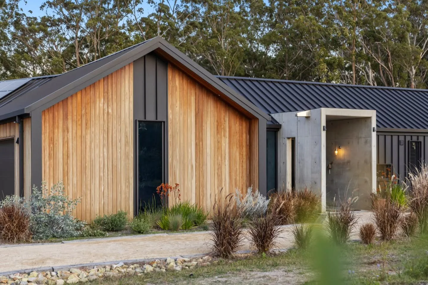 9. This build had so many unique elements, which all came together to deliver something very special ✨

#whiddonconstructions #whiddonconstructionsbellingen #bellingenbusiness #bellingenbuilder #bellingen #bellingenshire #coffscoast #coffsbuilder #un