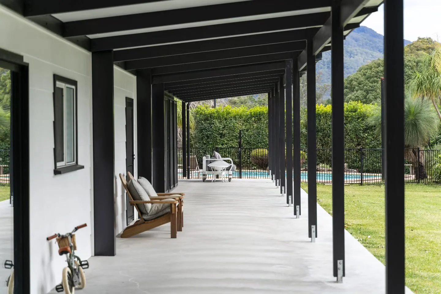 12. This renovation created many usable outdoor undercover spaces. Especially necessary for rainy weather like we are experiencing right now ☔

#whiddonconstructions #whiddonconstructionsbellingen #bellingenbusiness #bellingenbuilder #bellingen #bell