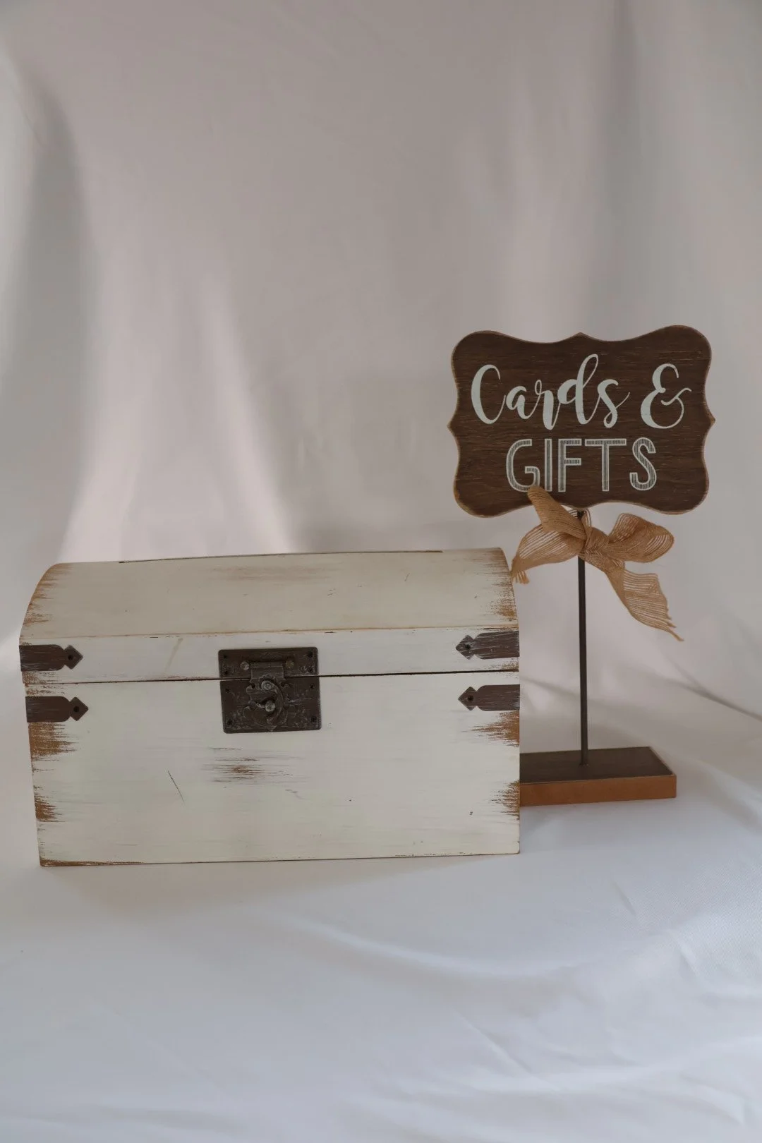 White wooden card box