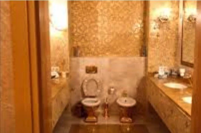 All the President’s Men: Treason, $100 million stolen cash and Zelensky’s kleptocratic inner circle.