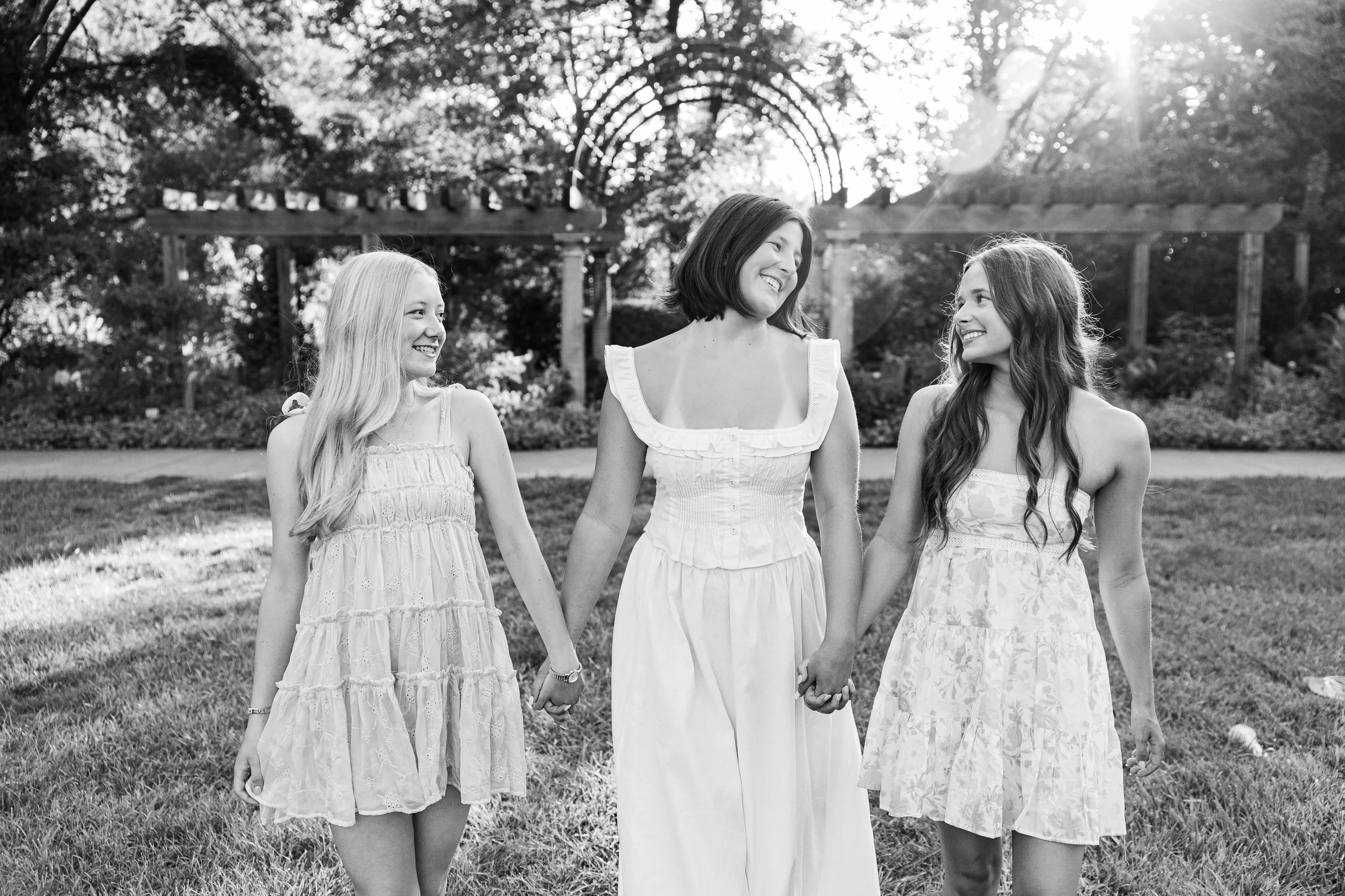 Ella,Ava,Jocey_Senior27-206.jpg