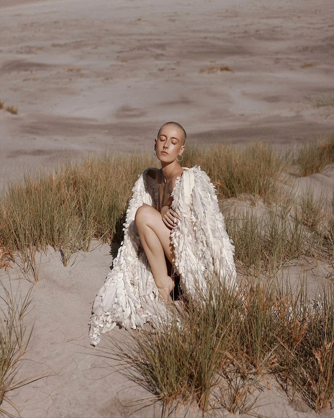 Capturing you over and over and over ✨

From siren, to temperance, to spiritual and yogi practitioner @irisbellve and I have done plenty of shoots and versions of herself.

That&rsquo;s what I love about doing shoots over and over again, the differen