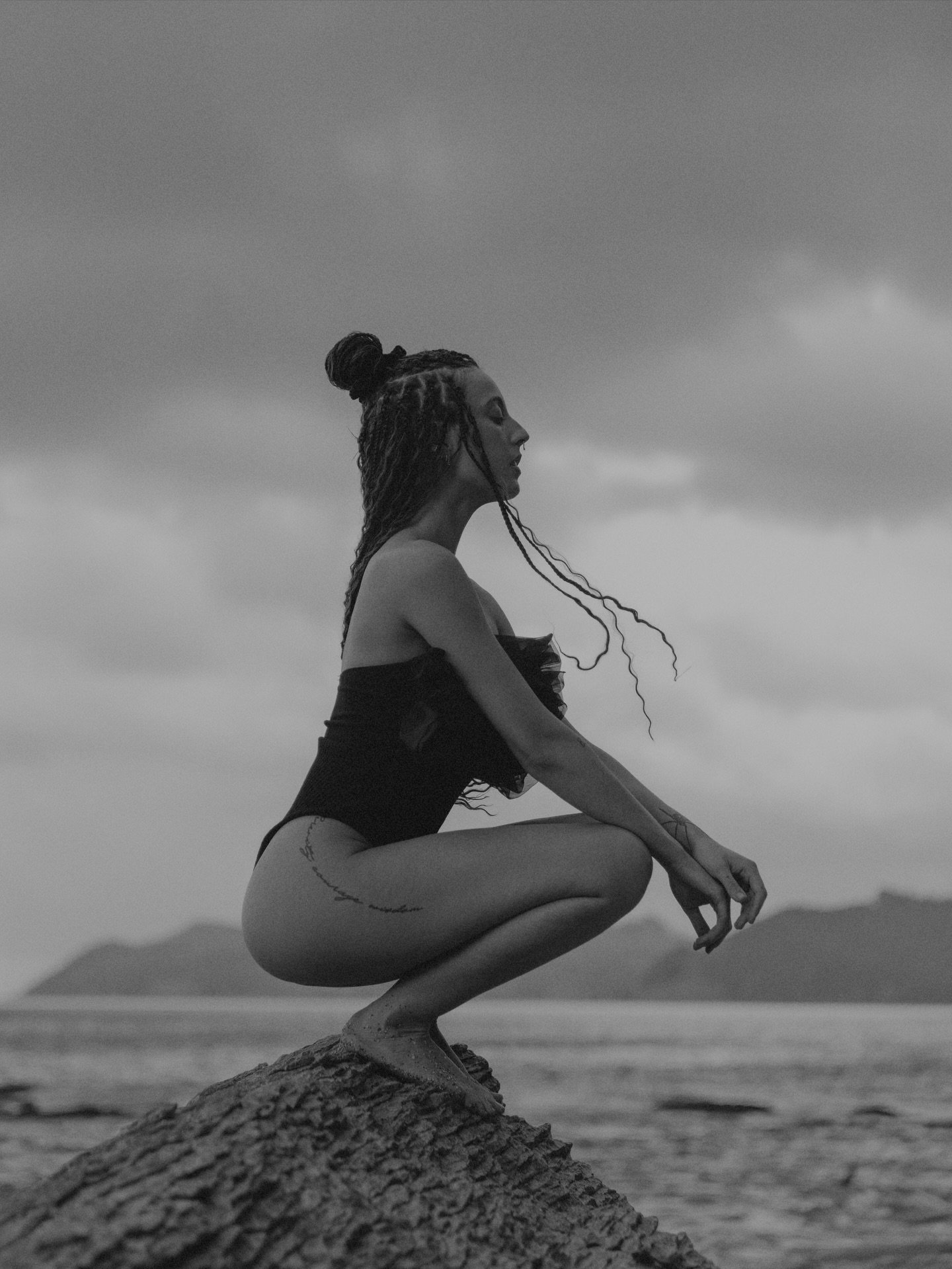 Creating fine art of @irisbellve 💚