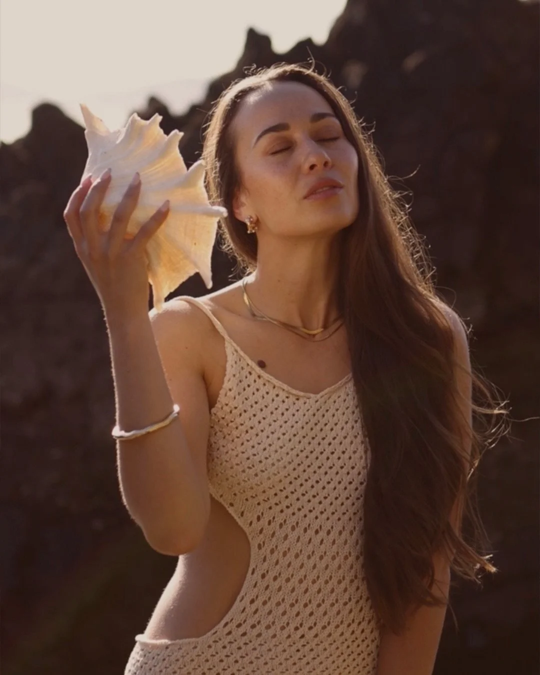 PISCES SEASON welcome 🐟 
Here for the feels, melting into everything, flowing with life, exploring our depths, softening, trusting the intuition, and embracing our inner mermaids 🧜🏻&zwj;♀️

This is the season to immerse yourself so deeply you roma