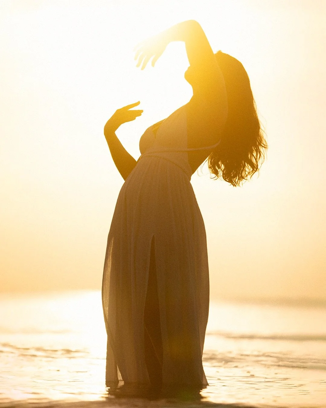 I&rsquo;ve been so excited to share these photos with @niftyadventurer - her first time doing a photoshoot, something she&rsquo;s had on her list of things to do for awhile now 🌞 which was a great excuse to do for her 30th trip around the Sun 🥳

An