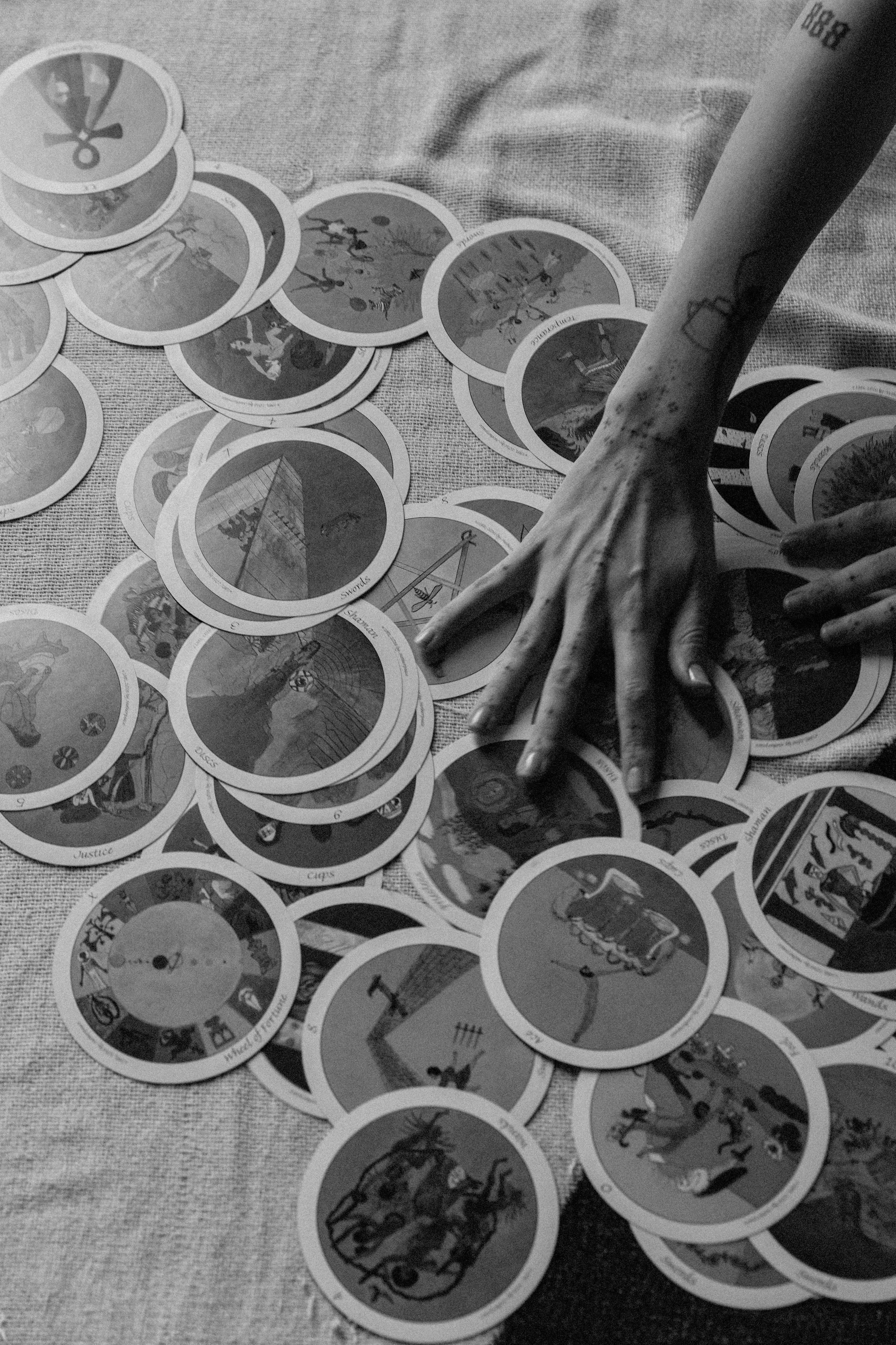 Iris_0869bw.jpeg