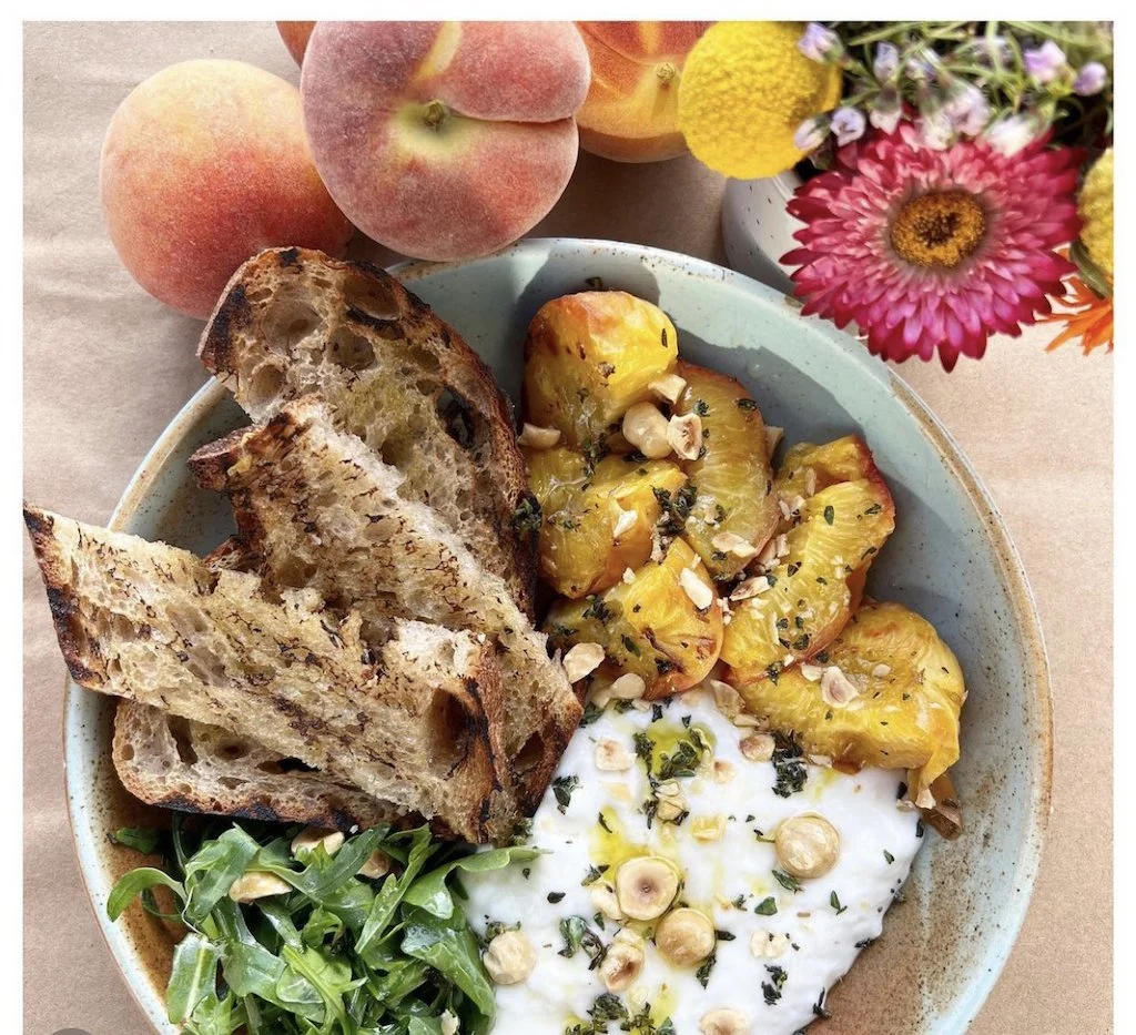 peach burrata.jpg