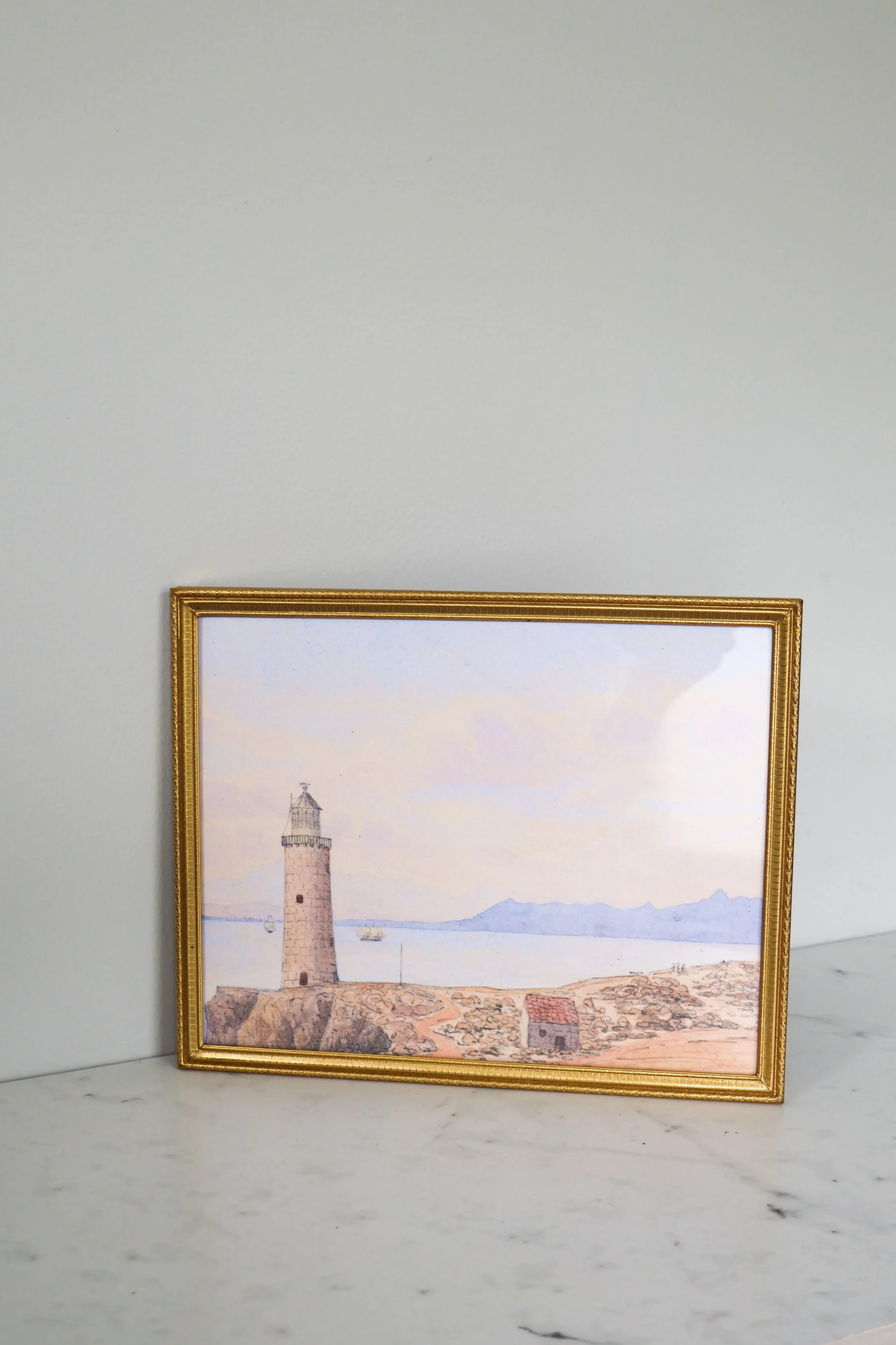THIN GOLD FRAME