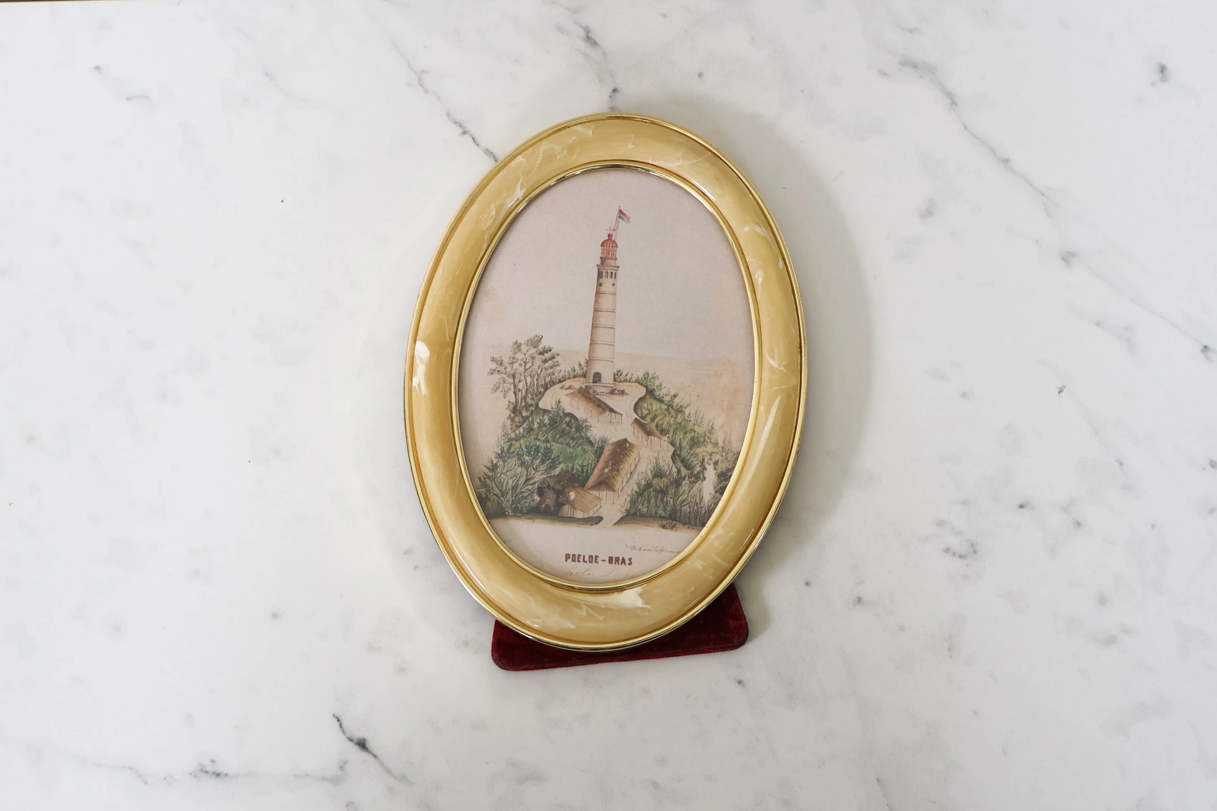 ONYX FRAME