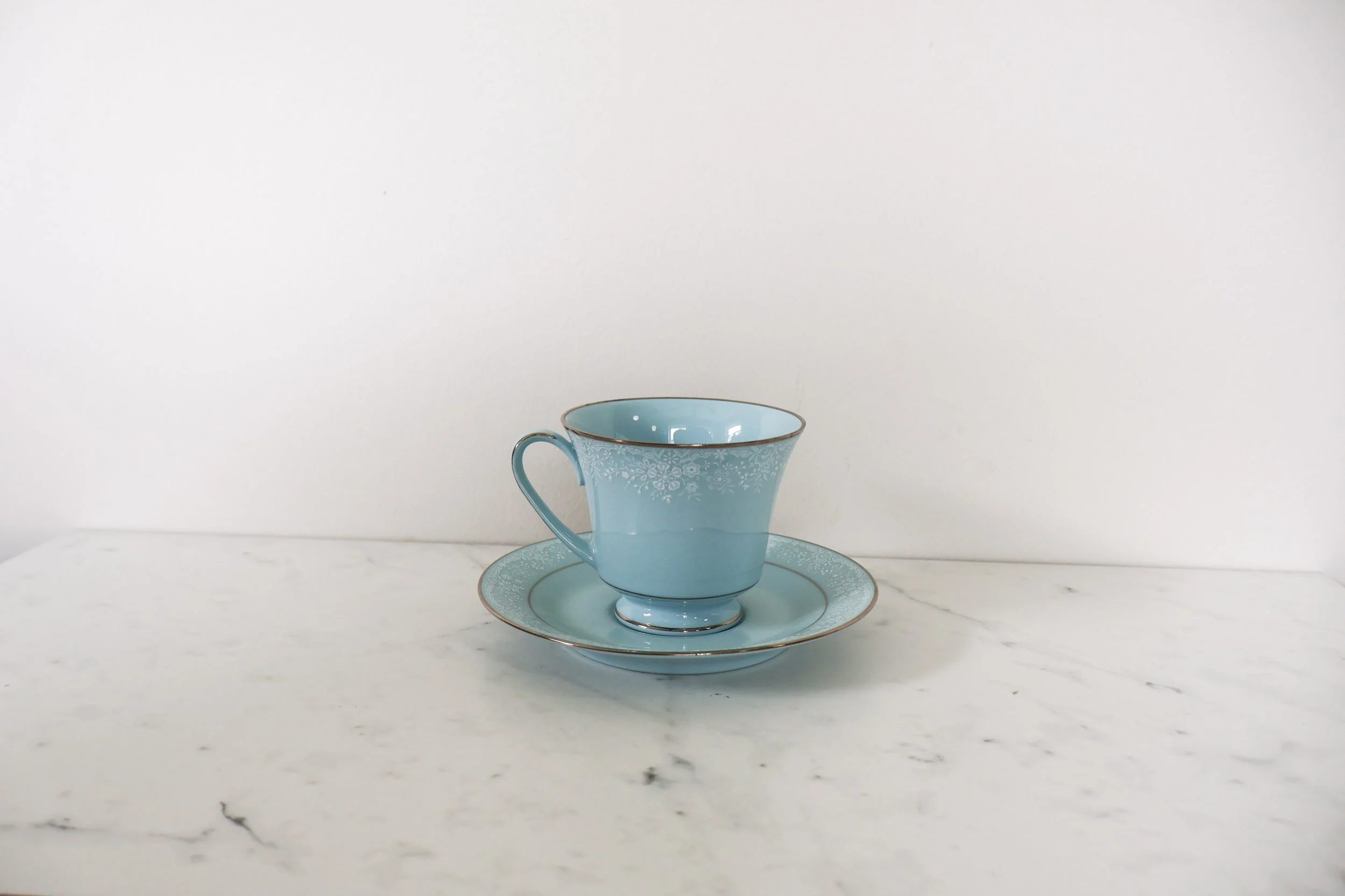 FIDELITY DINNERWARE