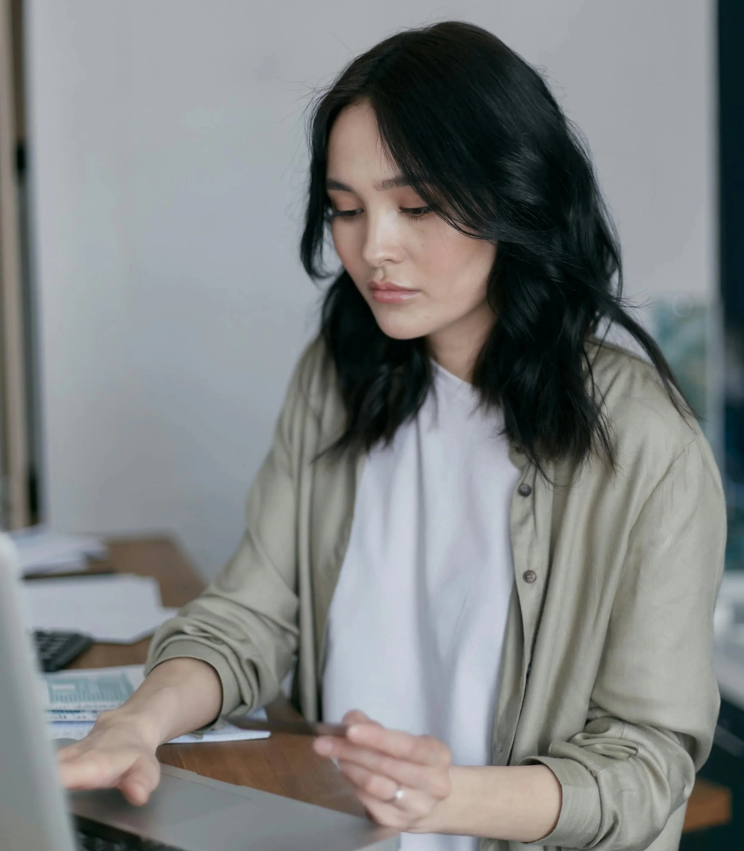 A calm counseling setting that encourages reflection and mental wellness.