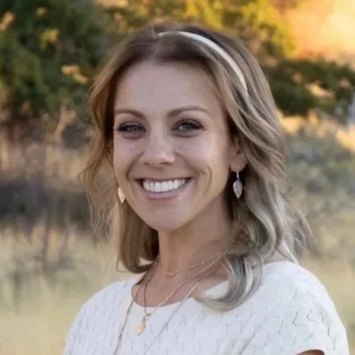 Headshot of Mary Lamas, CSW