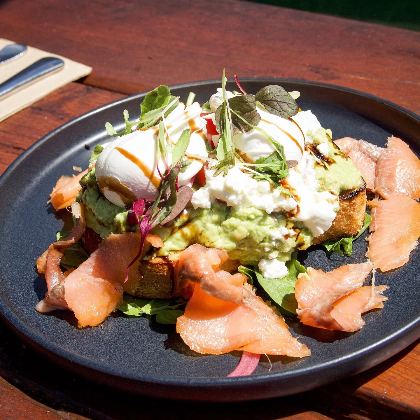 To the person who only ever orders the smashed avo We see you. Same order, every time. And honestly&hellip; we get it 🥑

#avoaddict